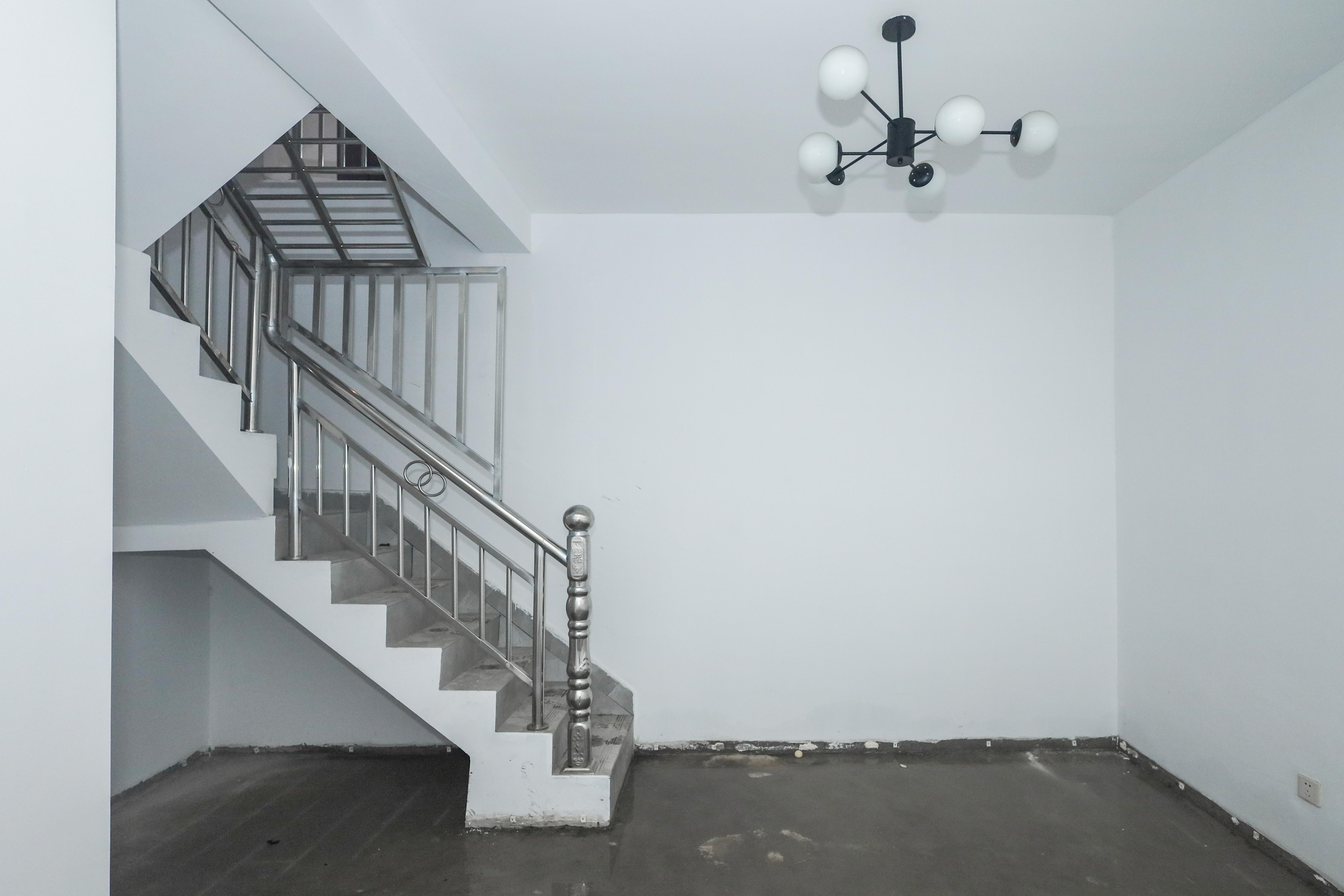 中冶中央公园 4室2厅2卫 210.00万 中冶中央公园 4室2厅2卫 210.00万其他