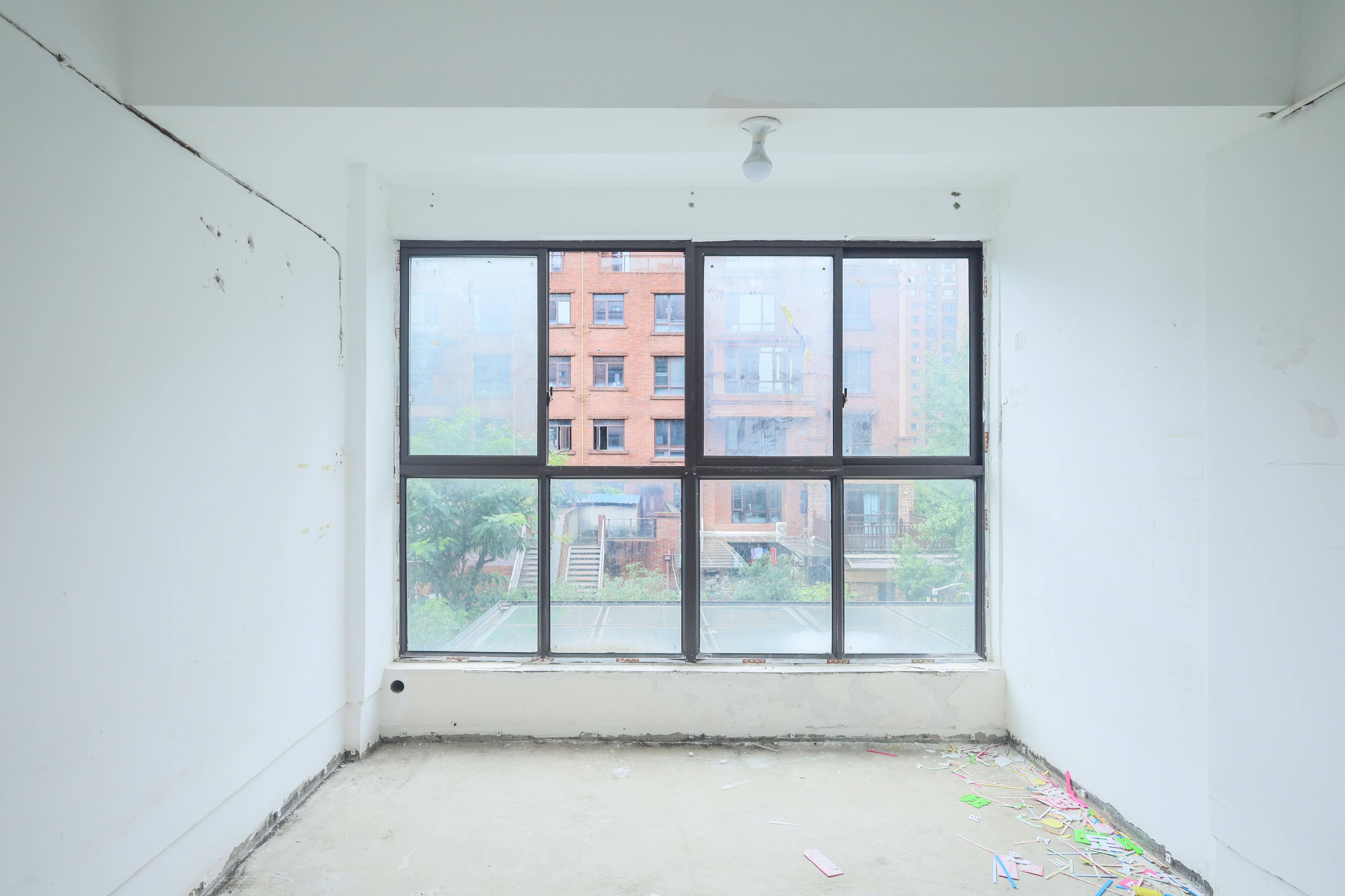 中冶中央公园 4室2厅2卫 210.00万 中冶中央公园 4室2厅2卫 210.00万卧室