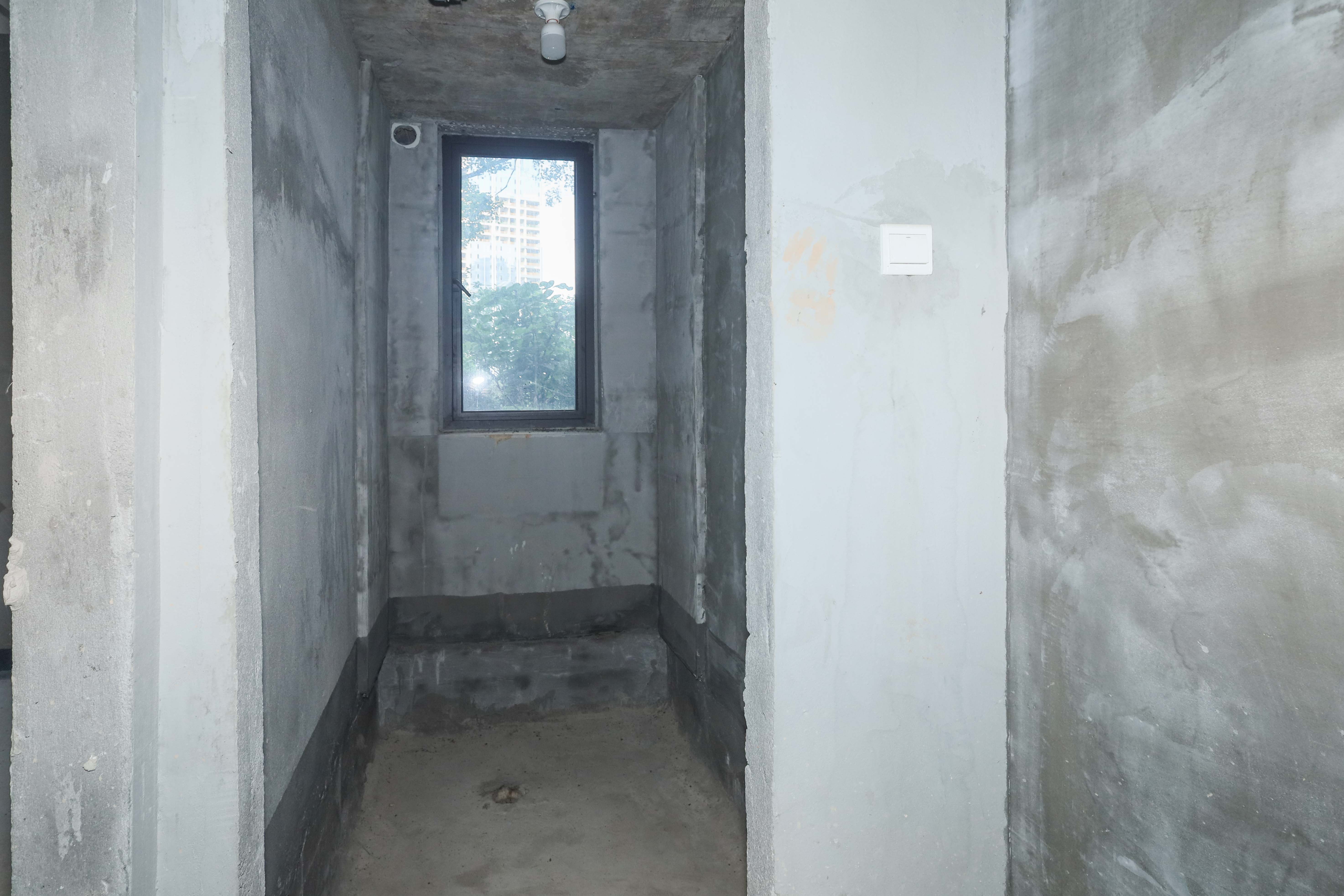 建发央著  4室2厅1卫    195.0万卫生间