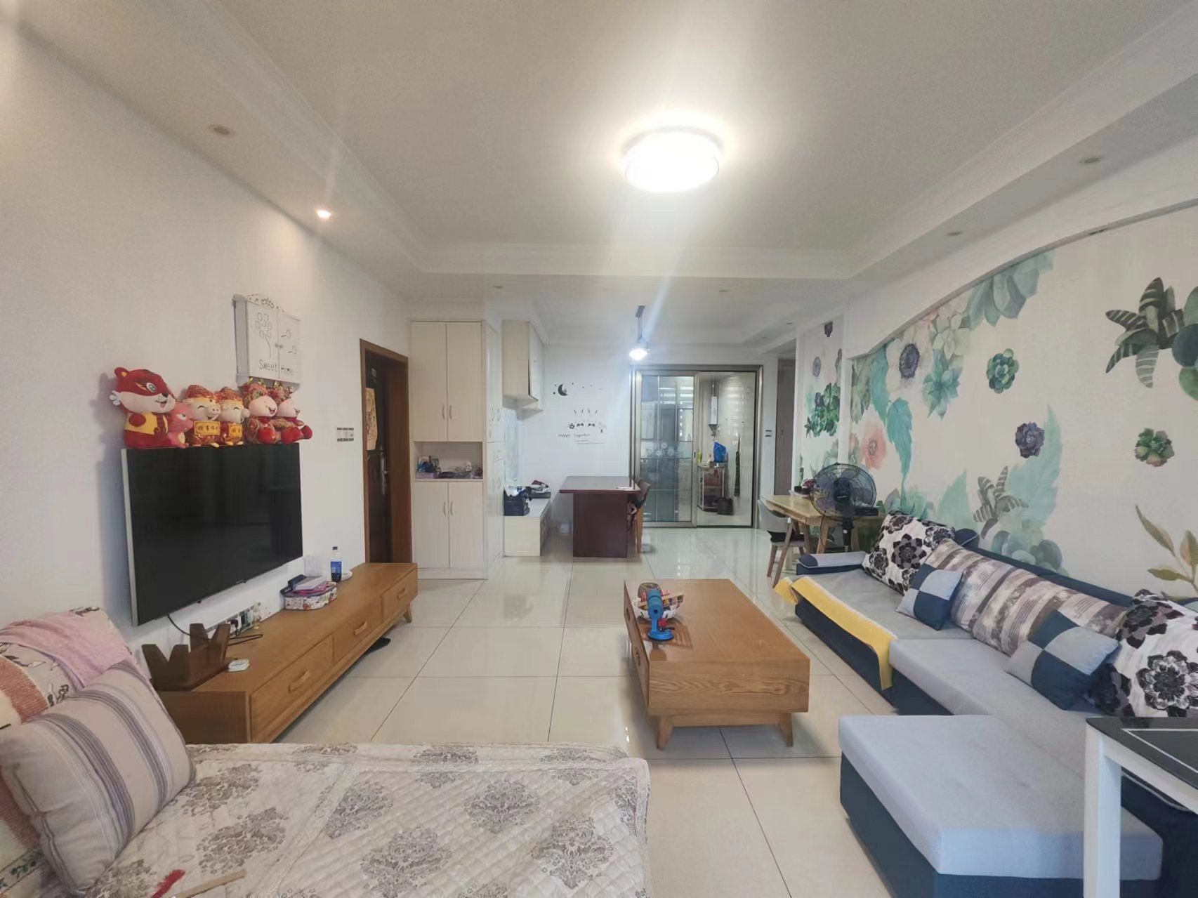 熹悦花都 3室2厅2卫 72.8万 熹悦花都 3室2厅2卫 72.8万室内图