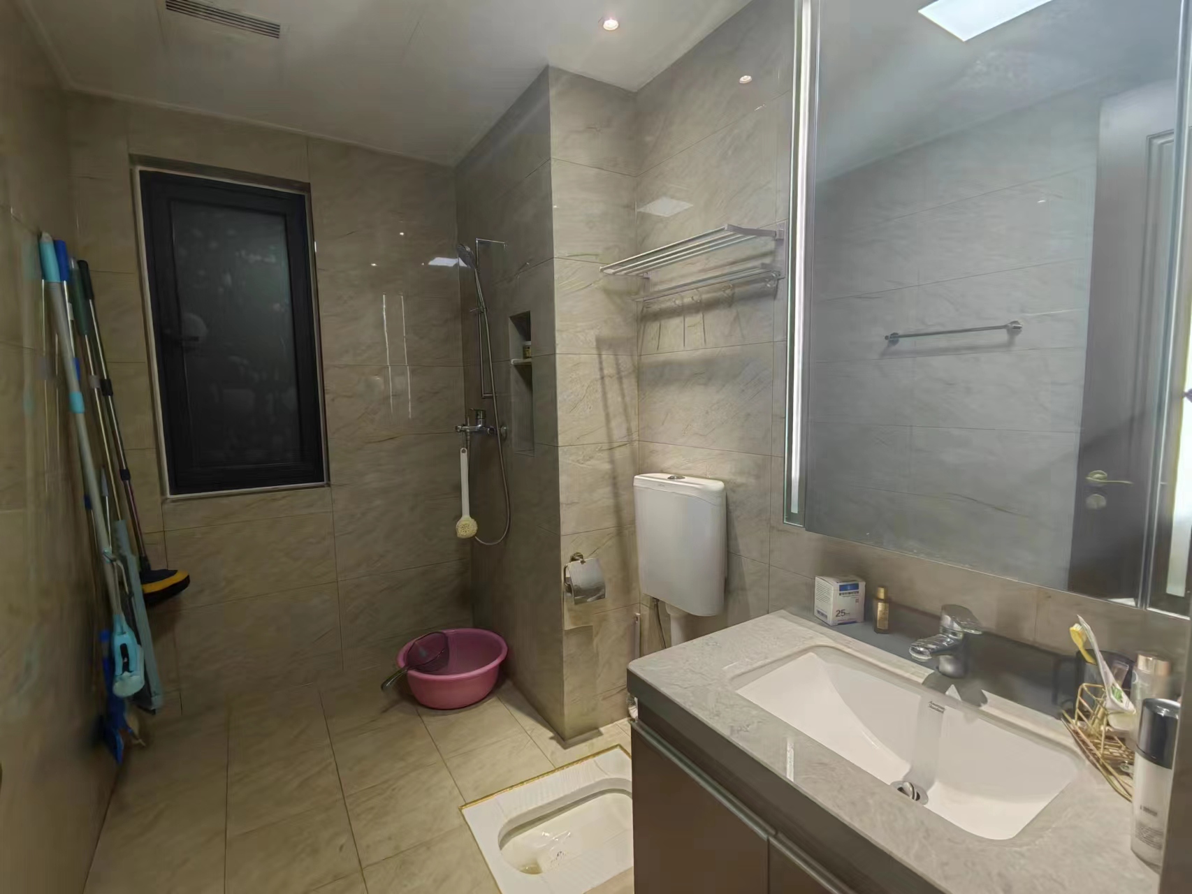 恒大华府 3室2厅2卫 79.8万 恒大华府 3室2厅2卫 79.8万室内图