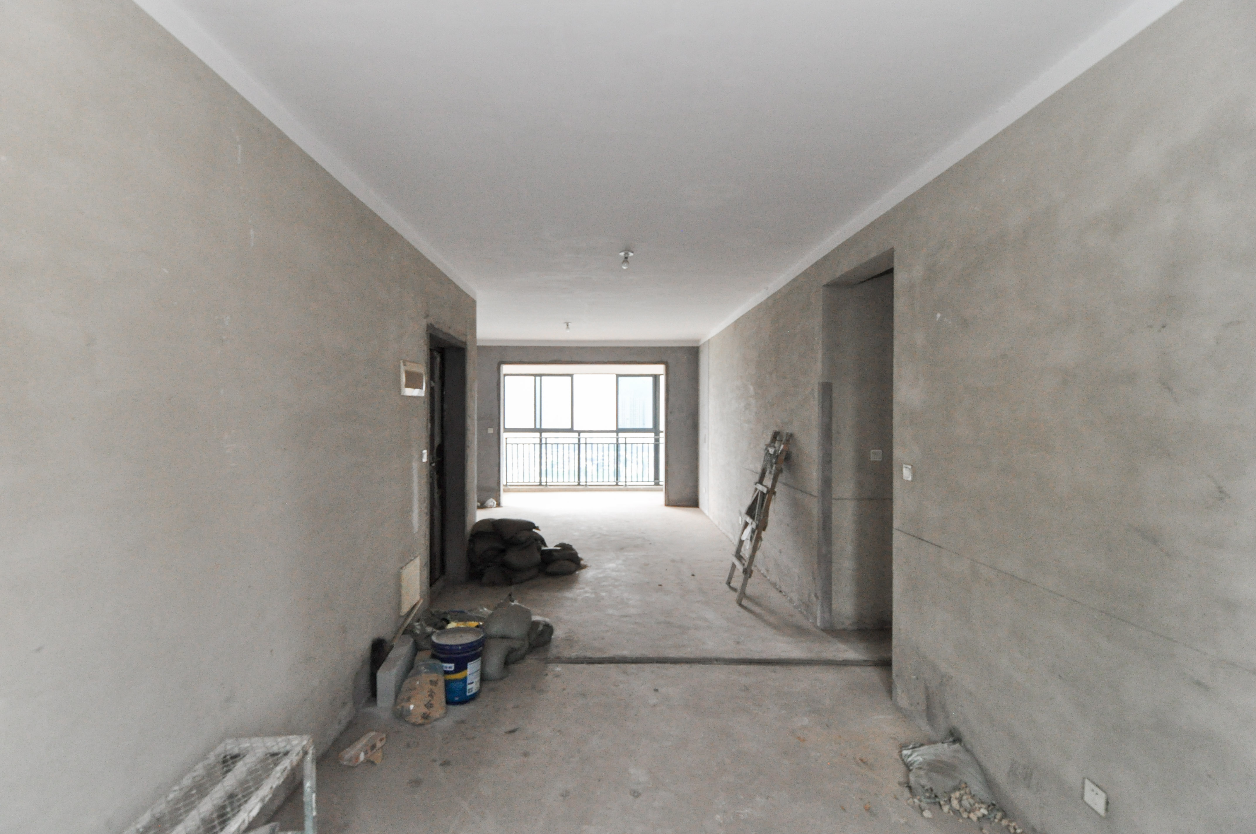 中建梅溪湖中心  5室2厅3卫    387.97万其他