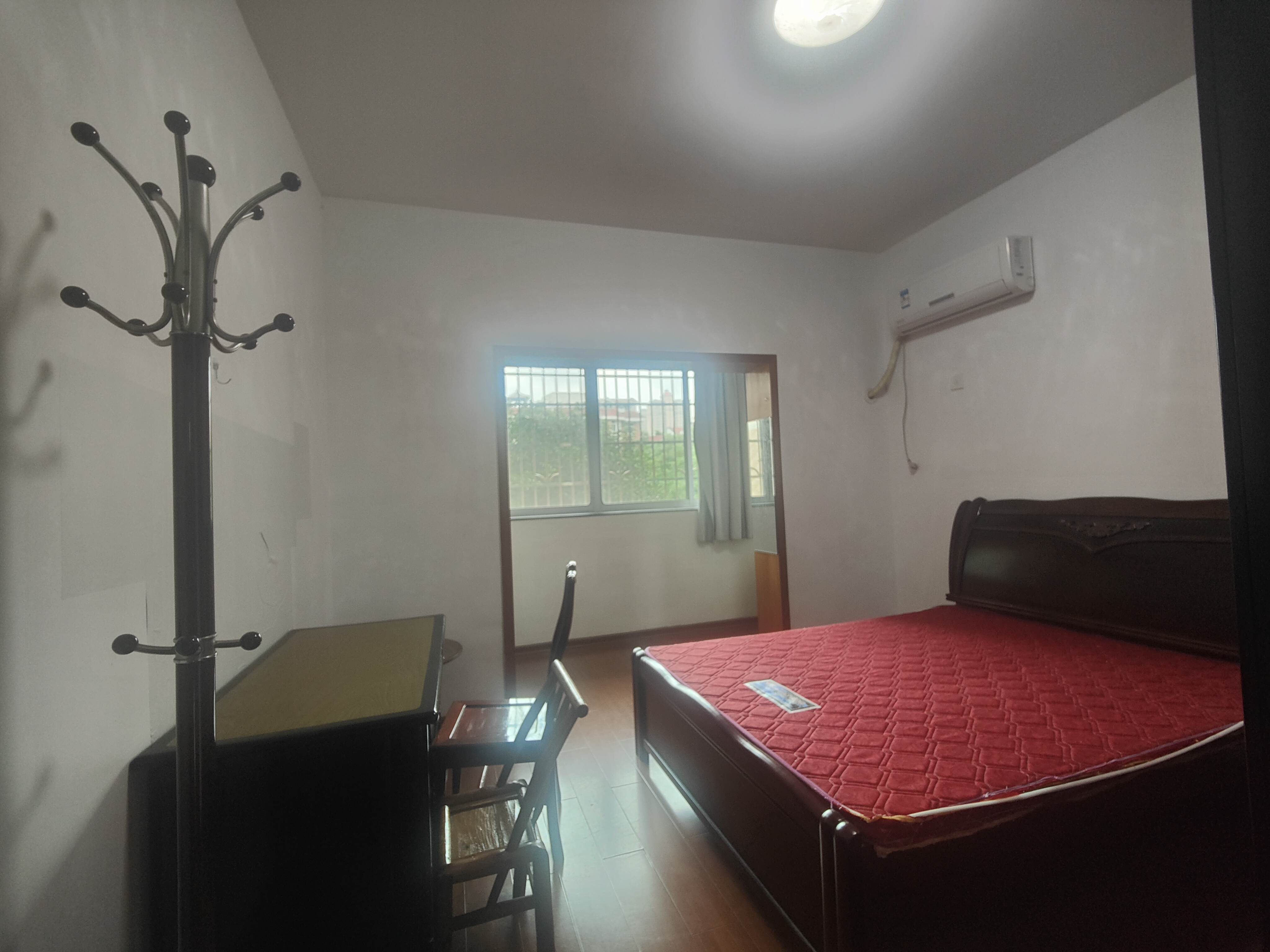 天台小区 4室2厅2卫 68.0万 天台小区 4室2厅2卫 68.0万室内图