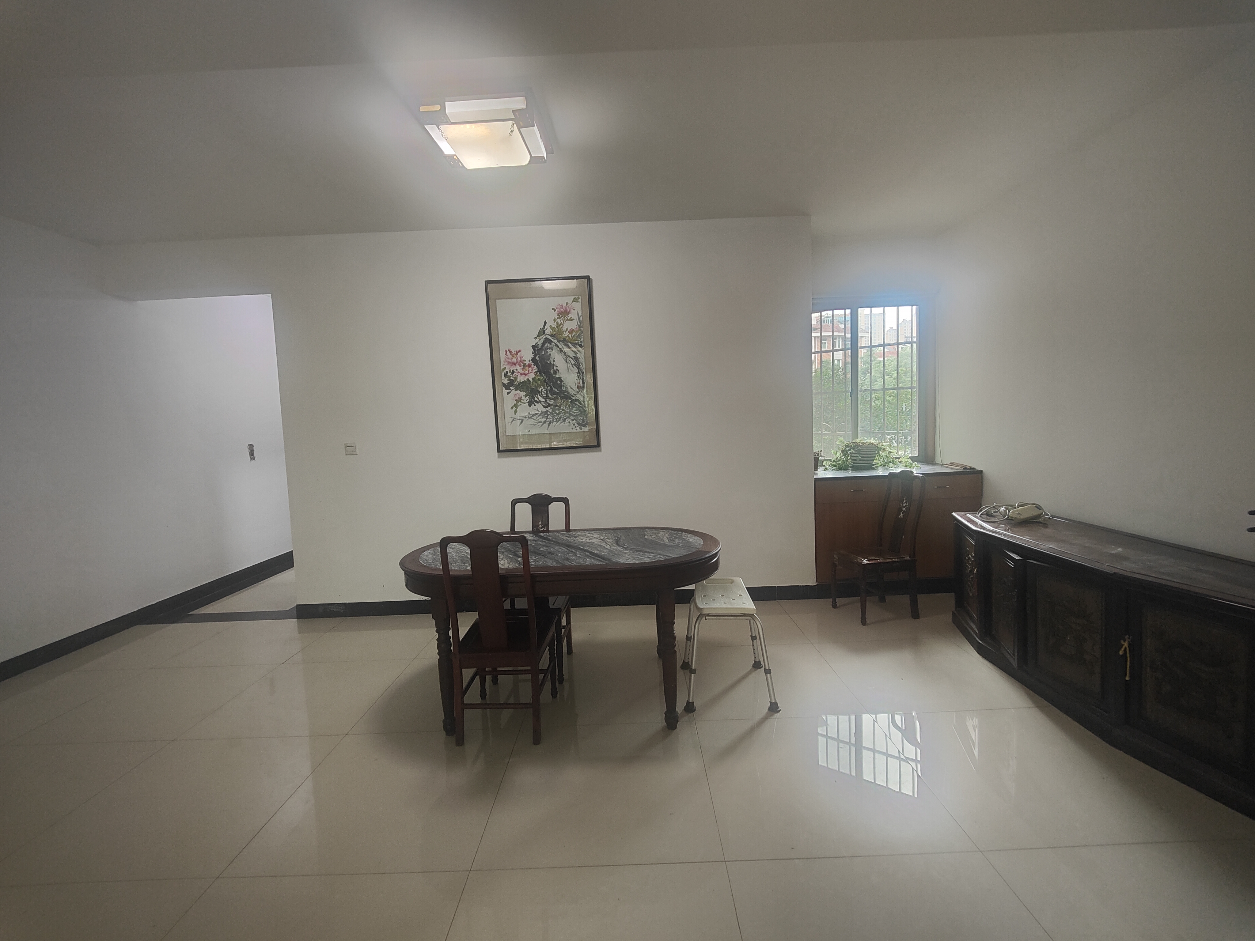 天台小区 4室2厅2卫 68.0万 天台小区 4室2厅2卫 68.0万室内图