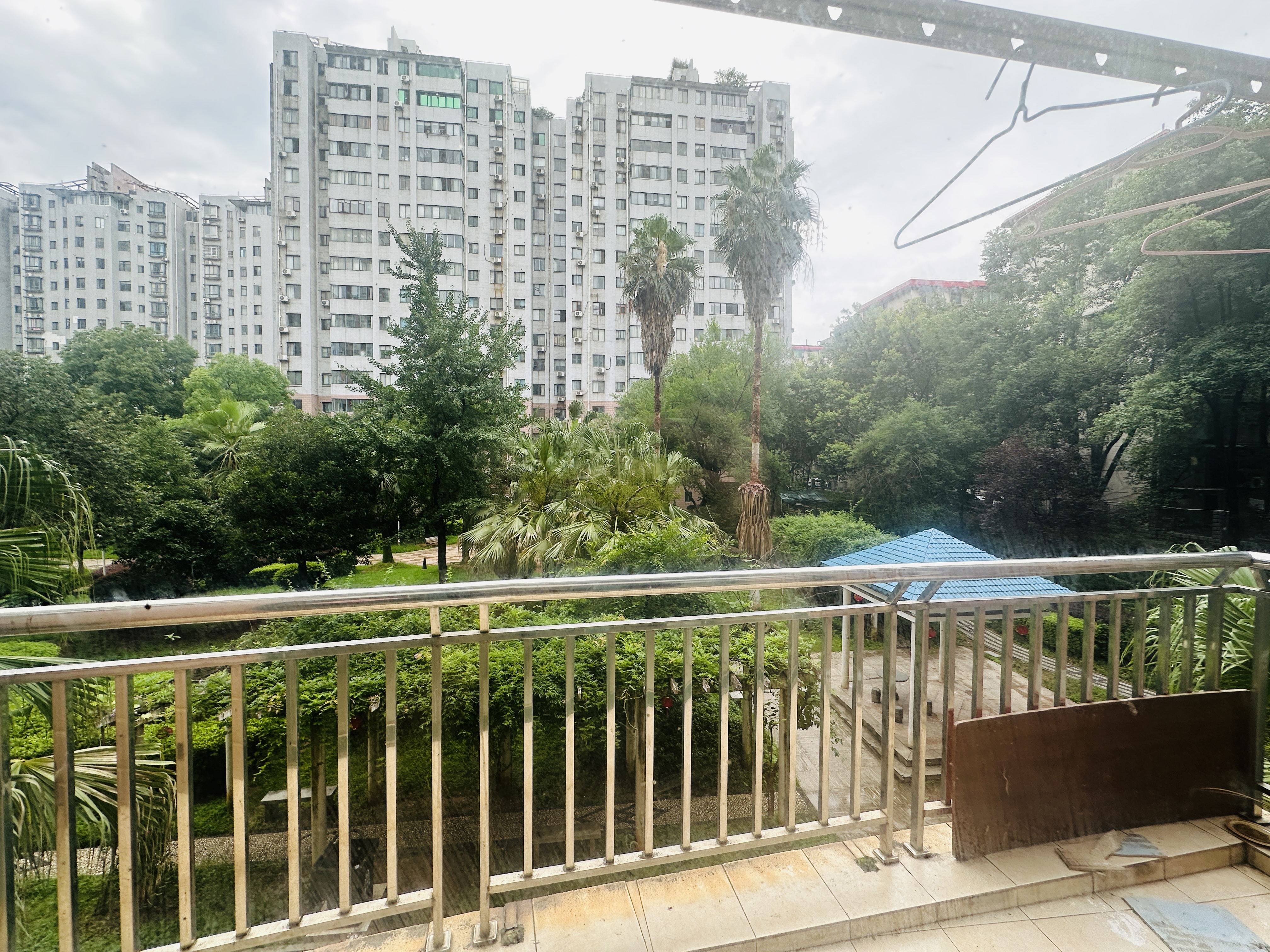 亲亲家园 4室2厅2卫 75.0万 亲亲家园 4室2厅2卫 75.0万室内图