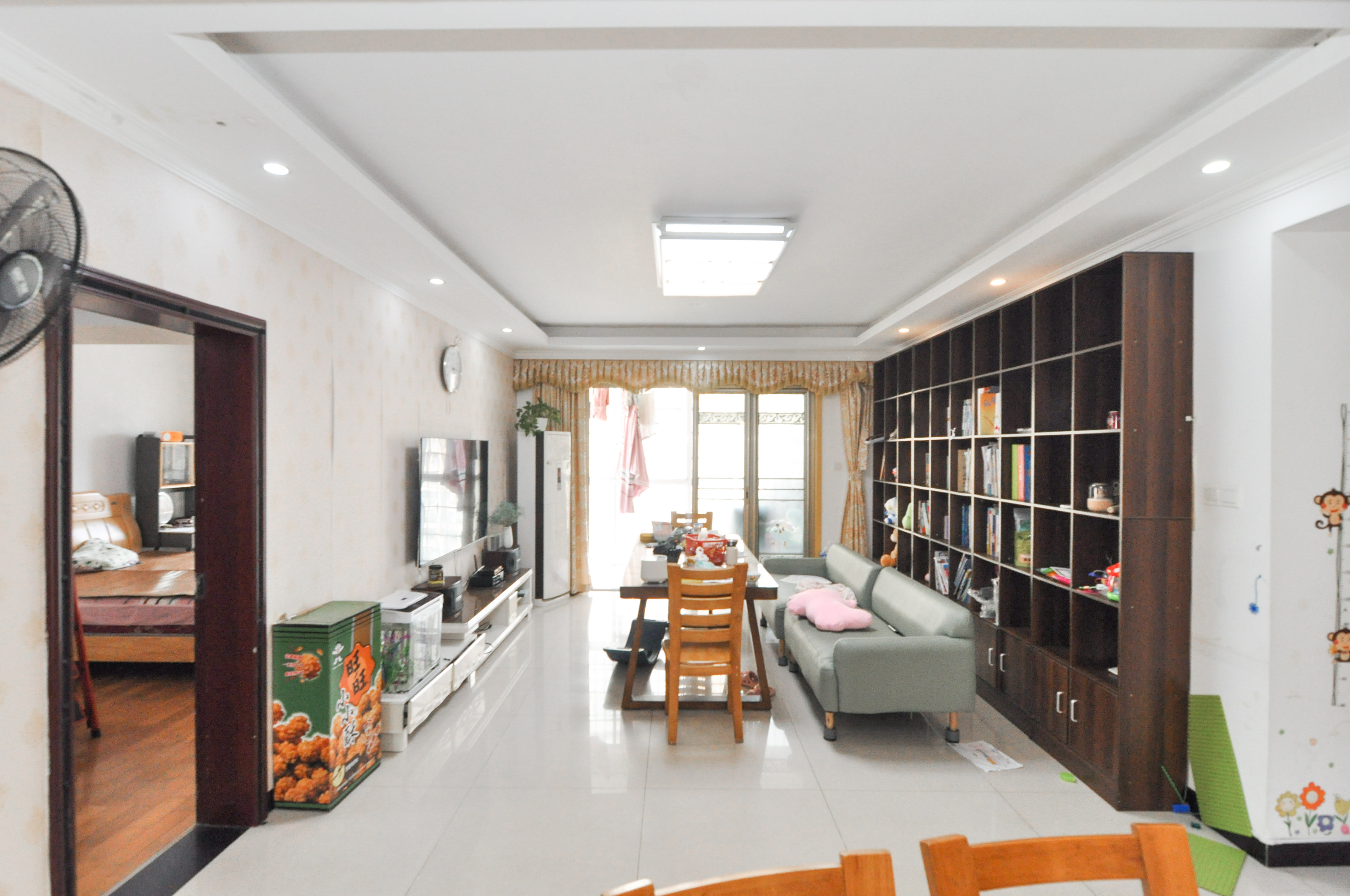 中房F联邦  3室2厅2卫    110.0万 中房F联邦  3室2厅2卫    110.0万客厅