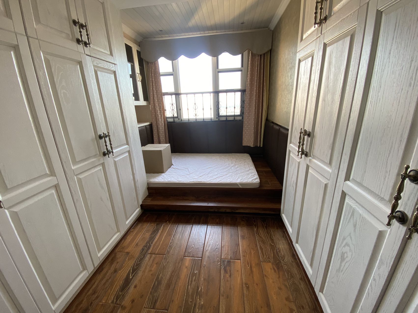 华晨御园 3室2厅2卫 98.0万 华晨御园 3室2厅2卫 98.0万室内图