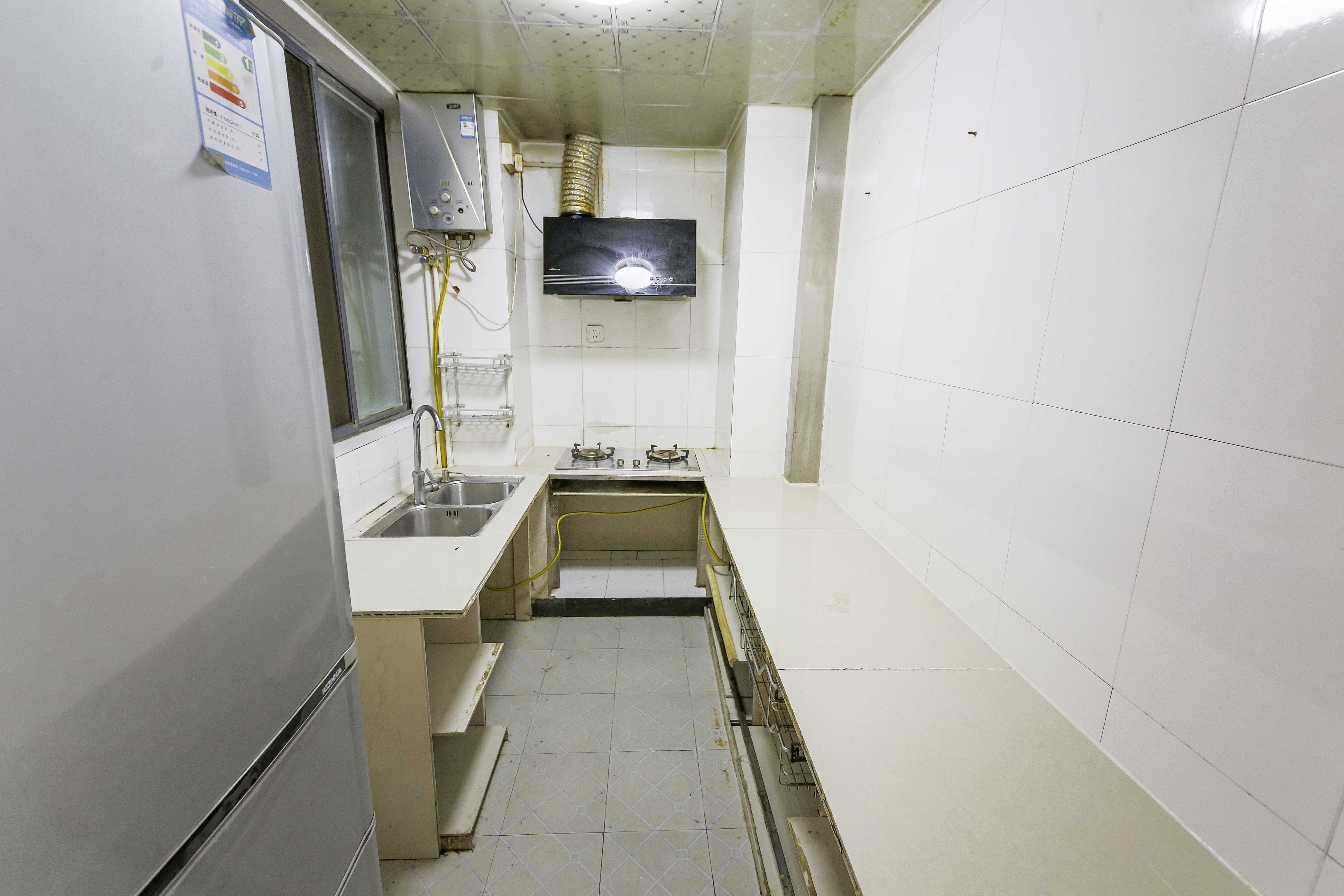 鑫远湘府华城  3室2厅1卫   99.00万厨房