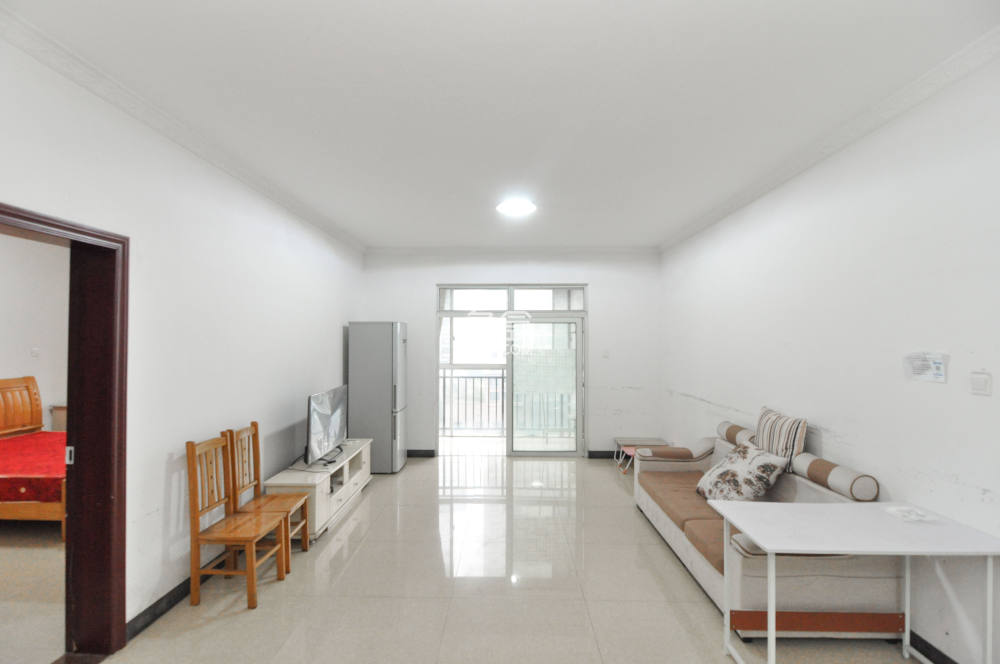 中房F联邦  3室2厅2卫    82.0万