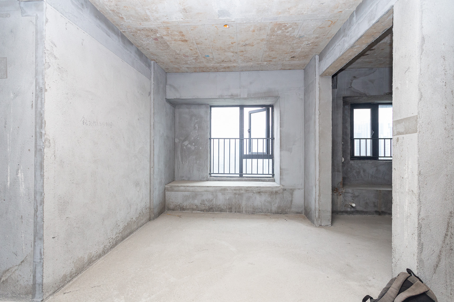 越秀湘江星汇城二期 4室2厅2卫 158.0万 越秀湘江星汇城二期 4室2厅2卫 158.0万其他