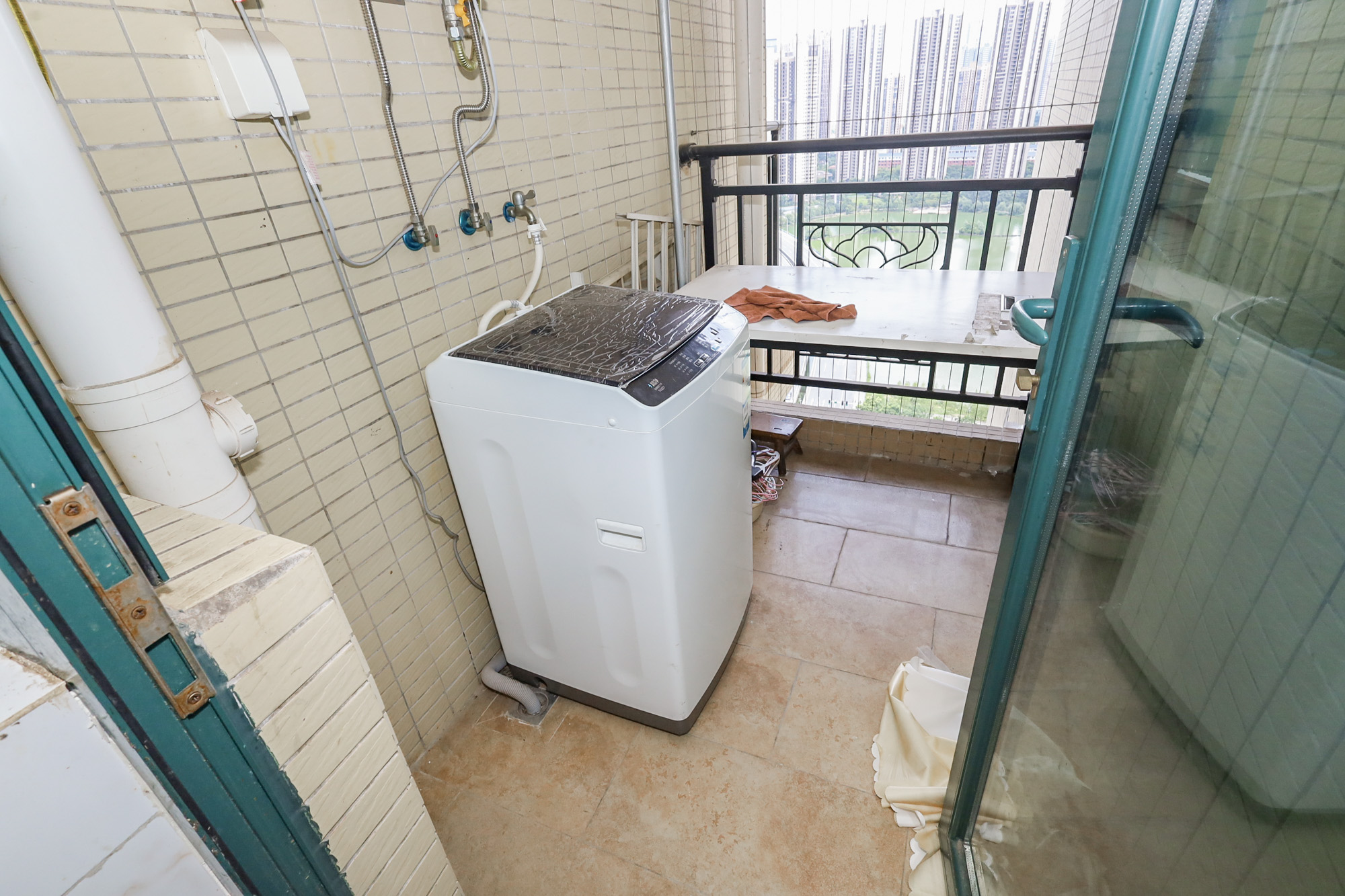 恒大御景湾  3室2厅2卫    167.99万其他