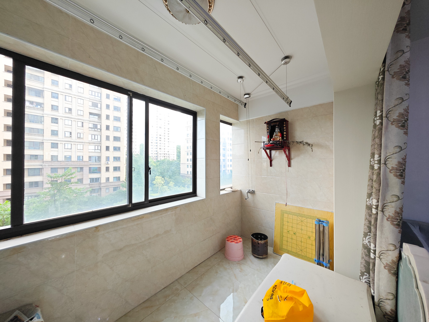 湘水郡(兴旺小爱同学) 3室2厅2卫 79.0万 湘水郡(兴旺小爱同学) 3室2厅2卫 79.0万阳台