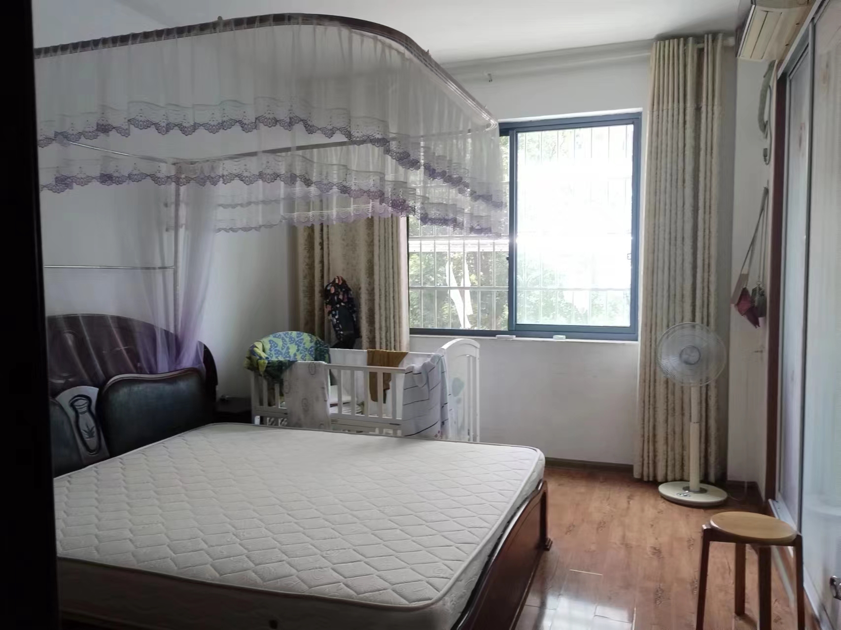 天泉一品  3室2厅2卫    45.0万 天泉一品  3室2厅2卫    45.0万室内图