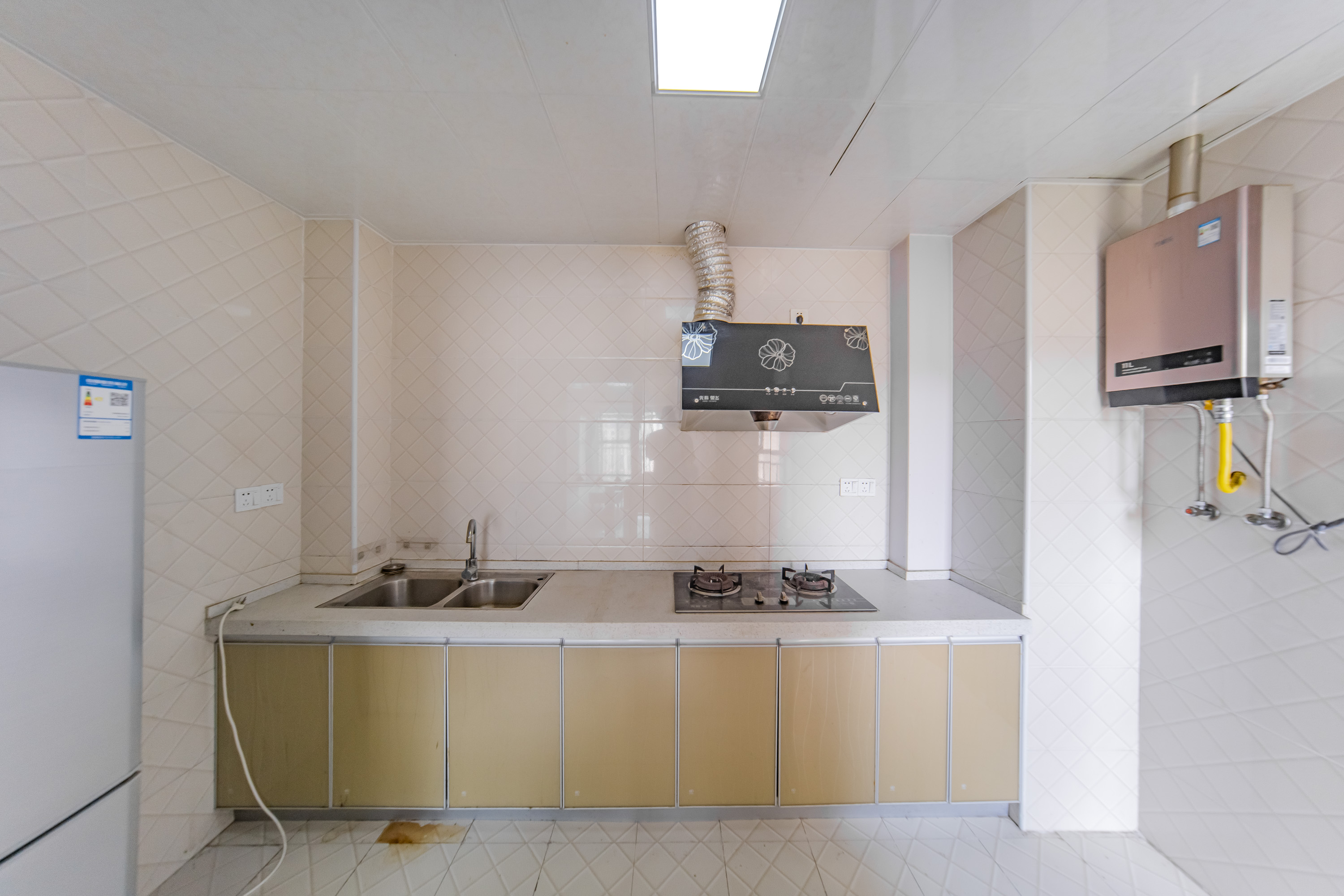 湘熙水郡(观澜海赋家园) 3室1厅1卫 95.0万 湘熙水郡(观澜海赋家园) 3室1厅1卫 95.0万厨房