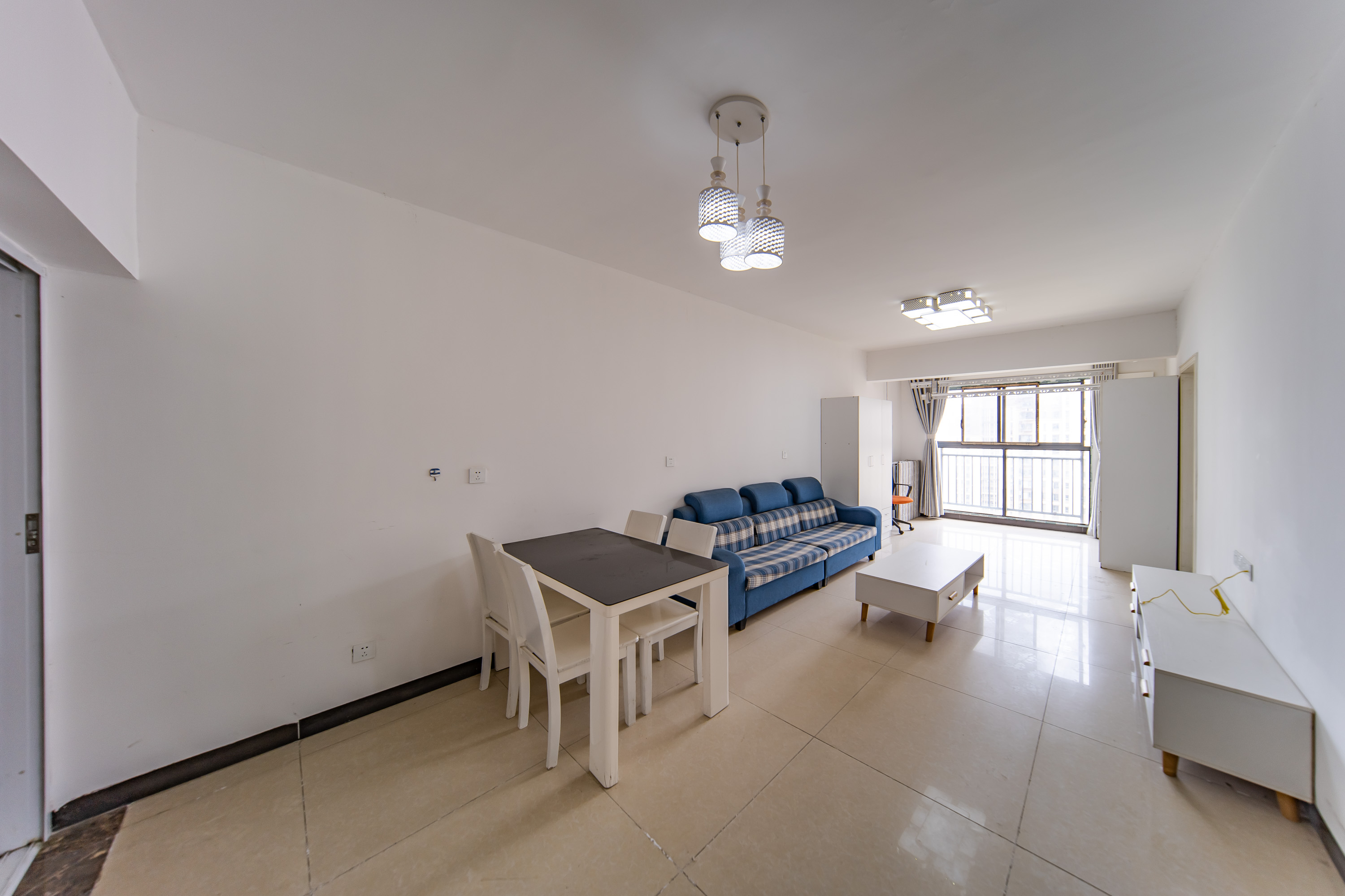 湘熙水郡(观澜海赋家园) 3室1厅1卫 95.0万 湘熙水郡(观澜海赋家园) 3室1厅1卫 95.0万客厅