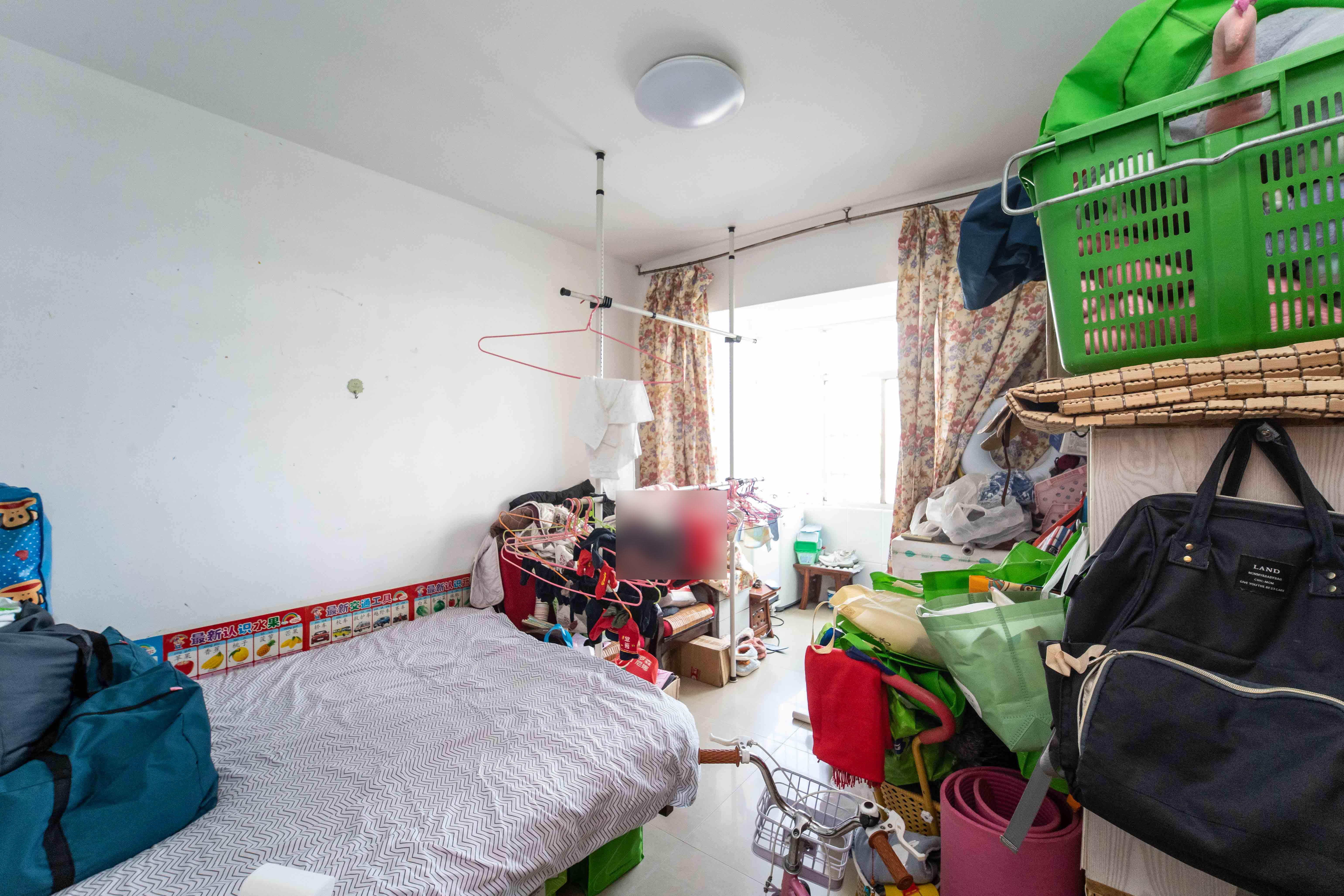 雄踞都市东家 2室2厅1卫 55.0万 雄踞都市东家 2室2厅1卫 55.0万卧室