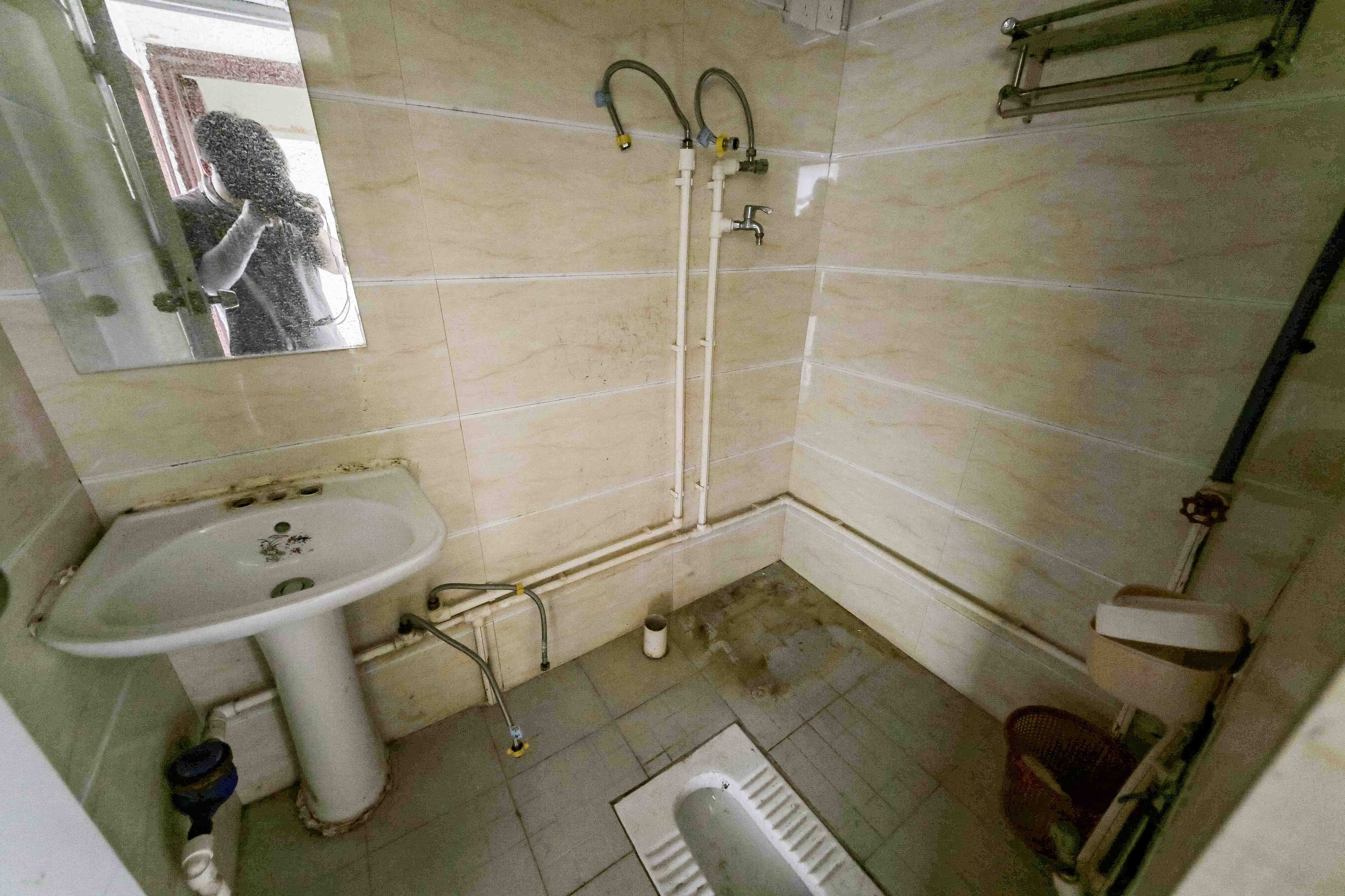 奥林匹克花园贡院一期  4室2厅2卫    115.0万 奥林匹克花园贡院一期  4室2厅2卫    115.0万卫生间