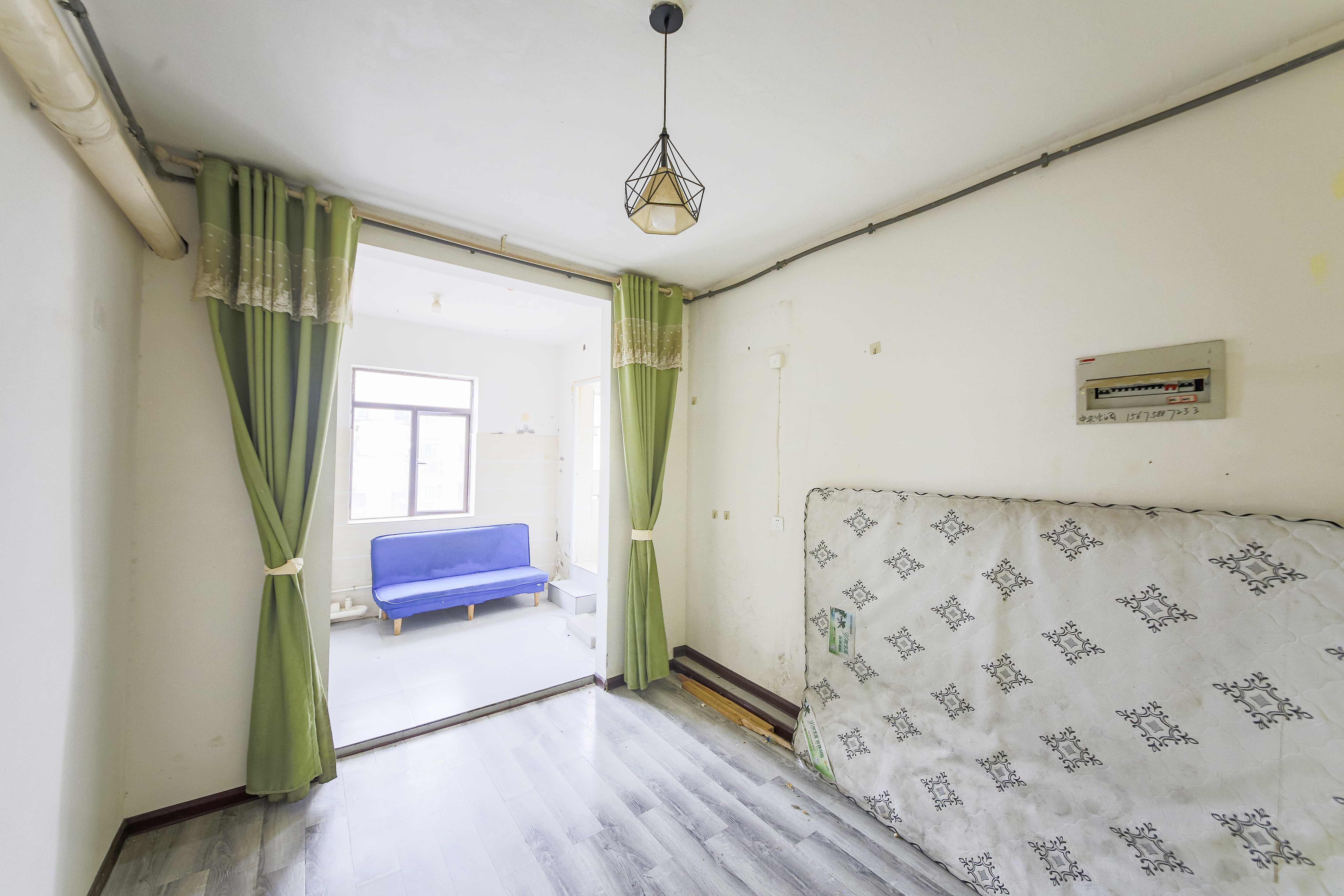 奥林匹克花园贡院一期  4室2厅2卫    115.0万 奥林匹克花园贡院一期  4室2厅2卫    115.0万卧室