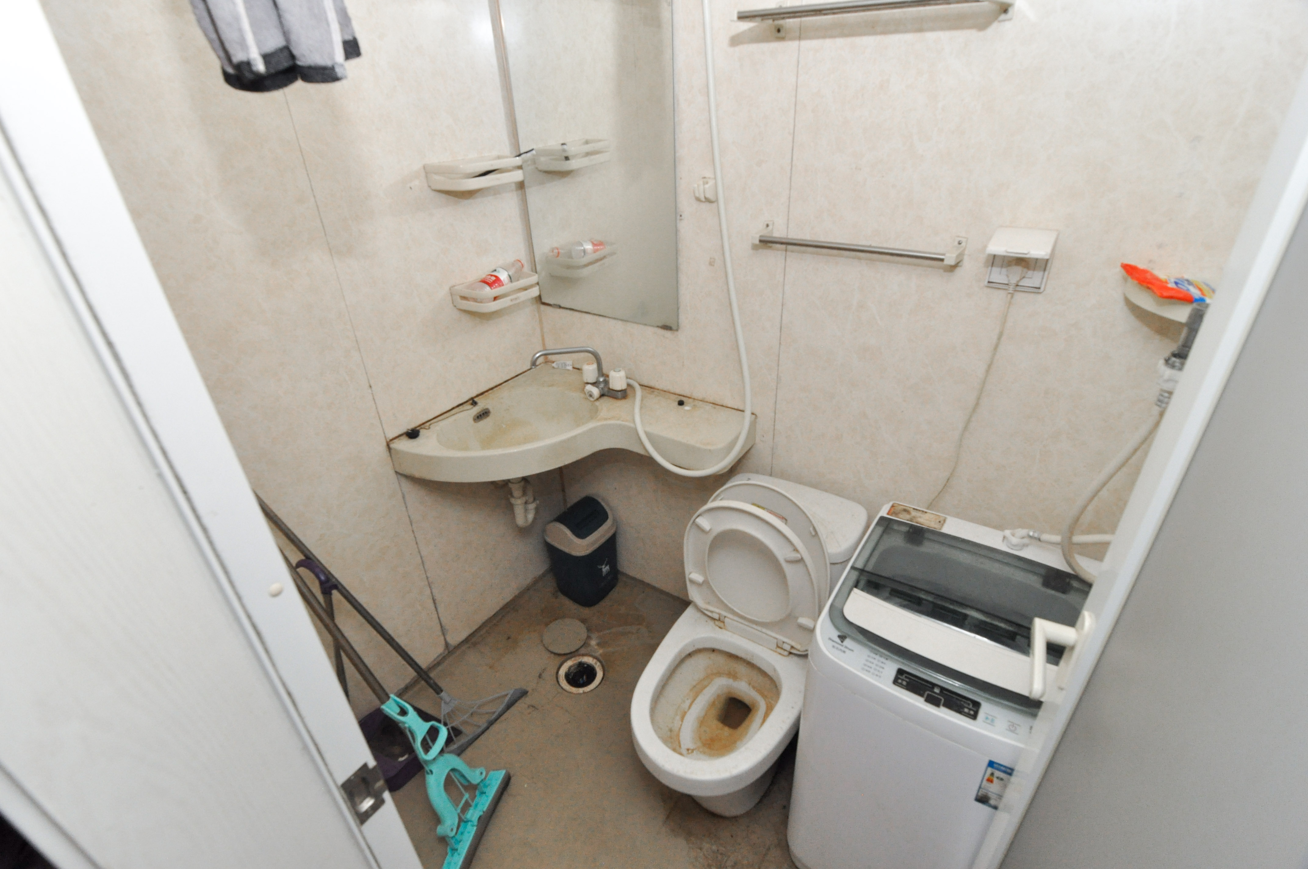 建安像素汇  1室1厅1卫   16.80万卫生间