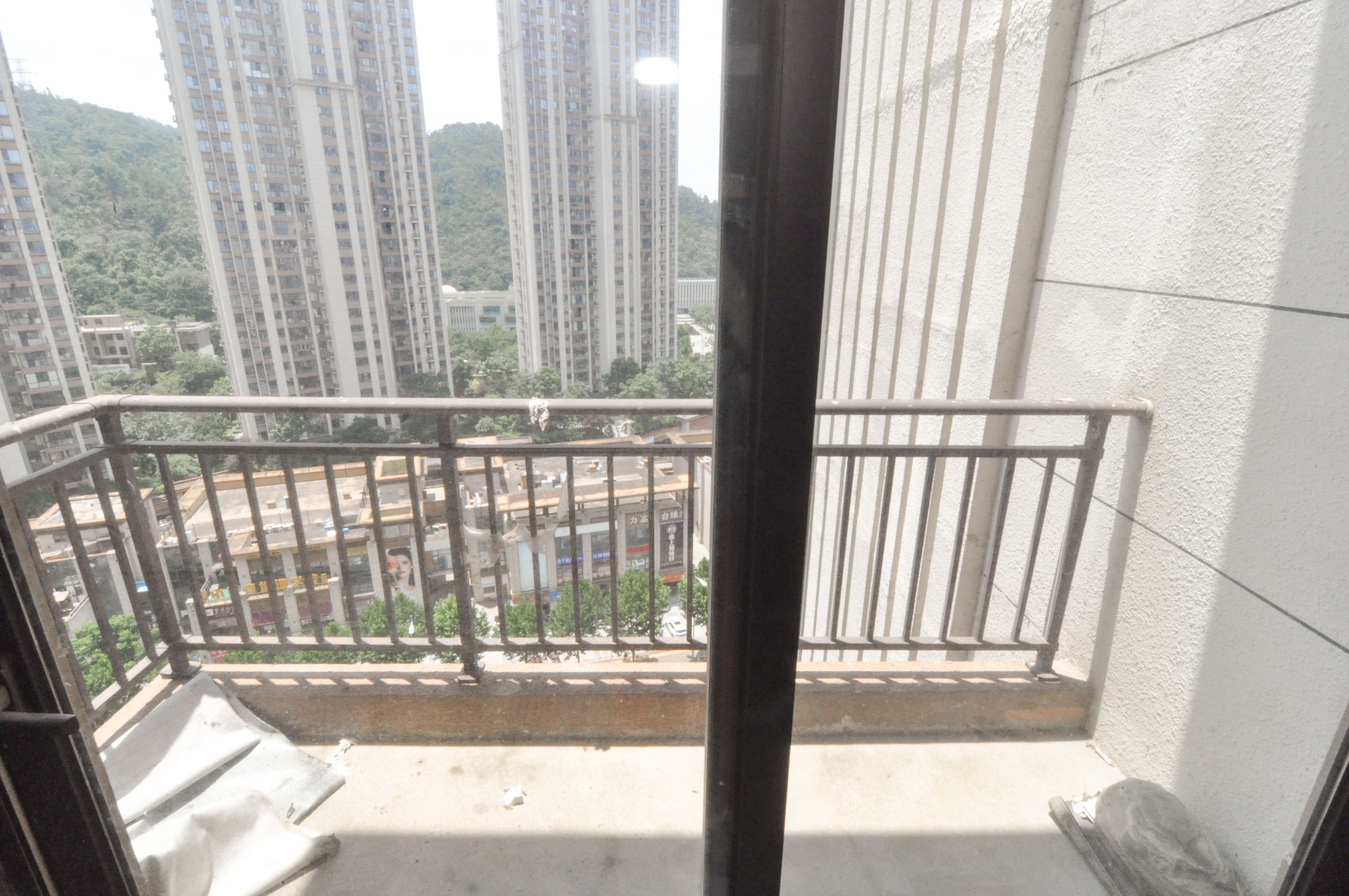 佳兆业云顶梅溪湖（佳兆业梅溪荟）  4室2厅2卫   260.00万其他
