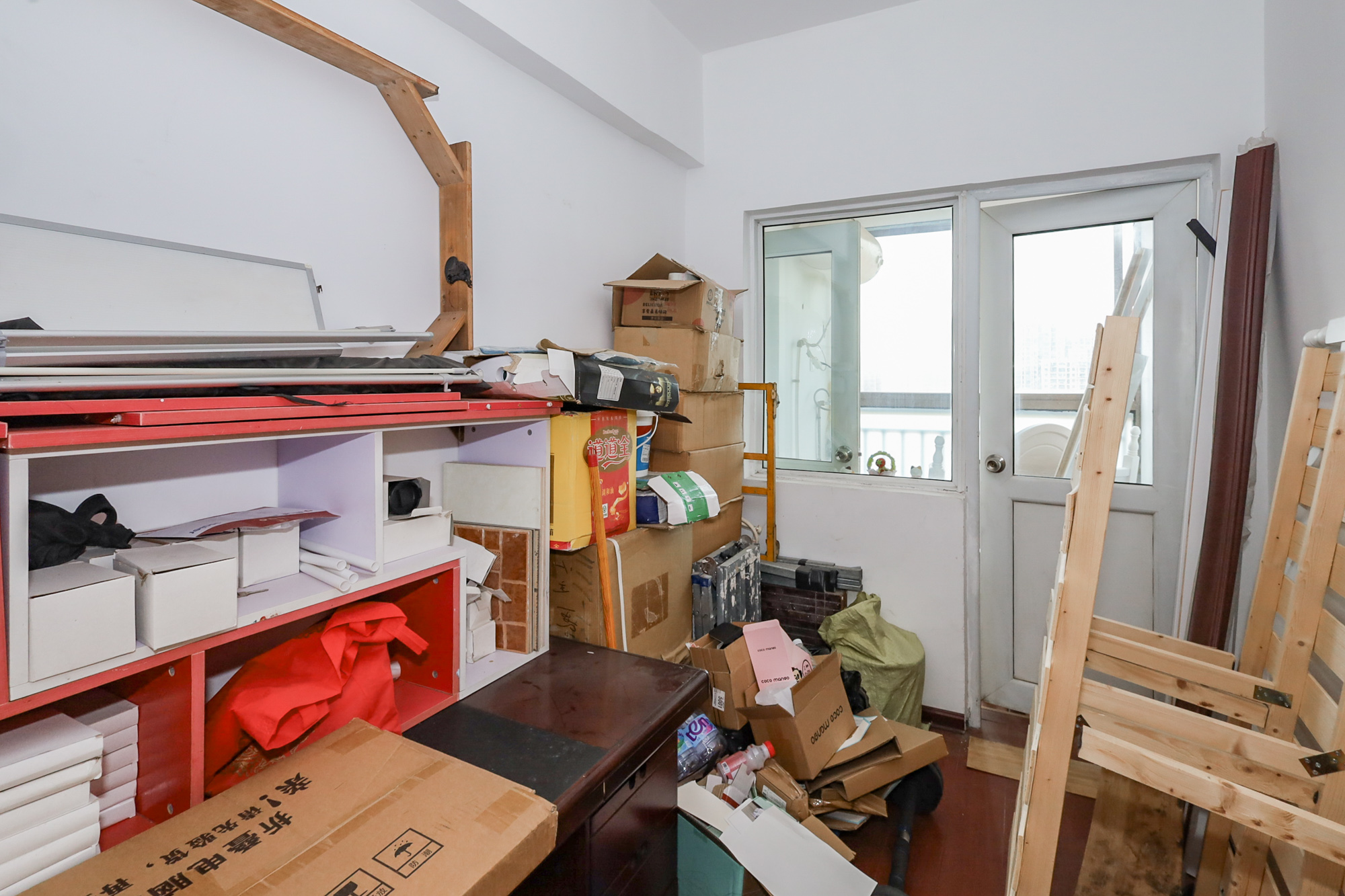 德润园  4室2厅2卫    135.0万其他