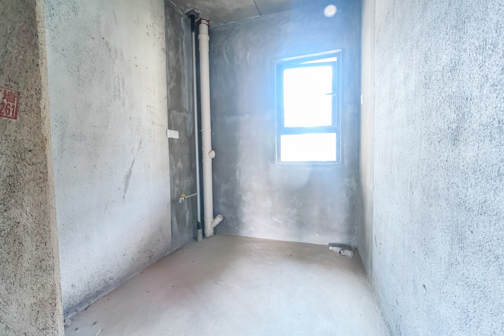 荣盛城  3室2厅2卫    90.0万 荣盛城  3室2厅2卫    90.0万厨房