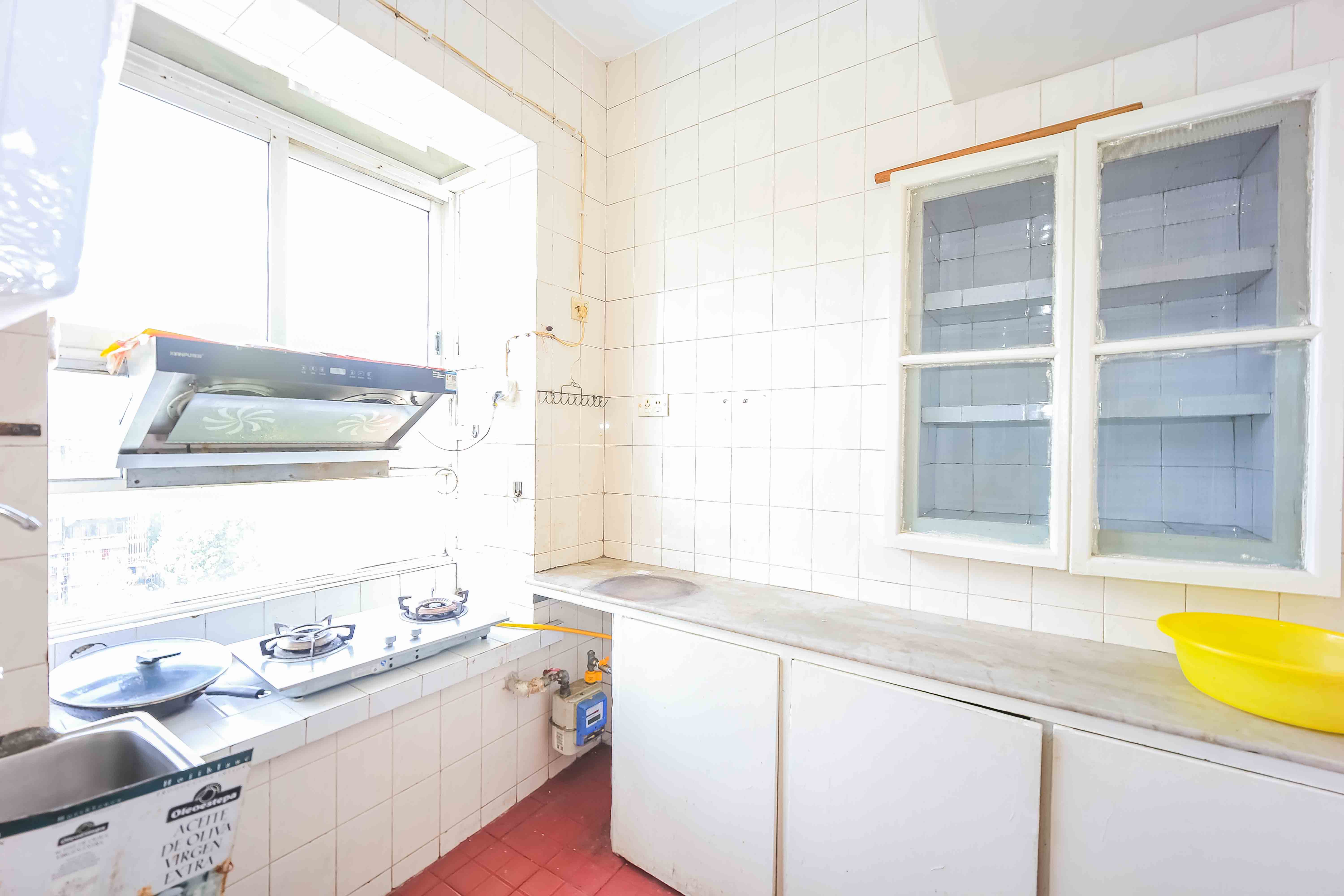 东瓜山二村  2室2厅1卫    45.0万厨房