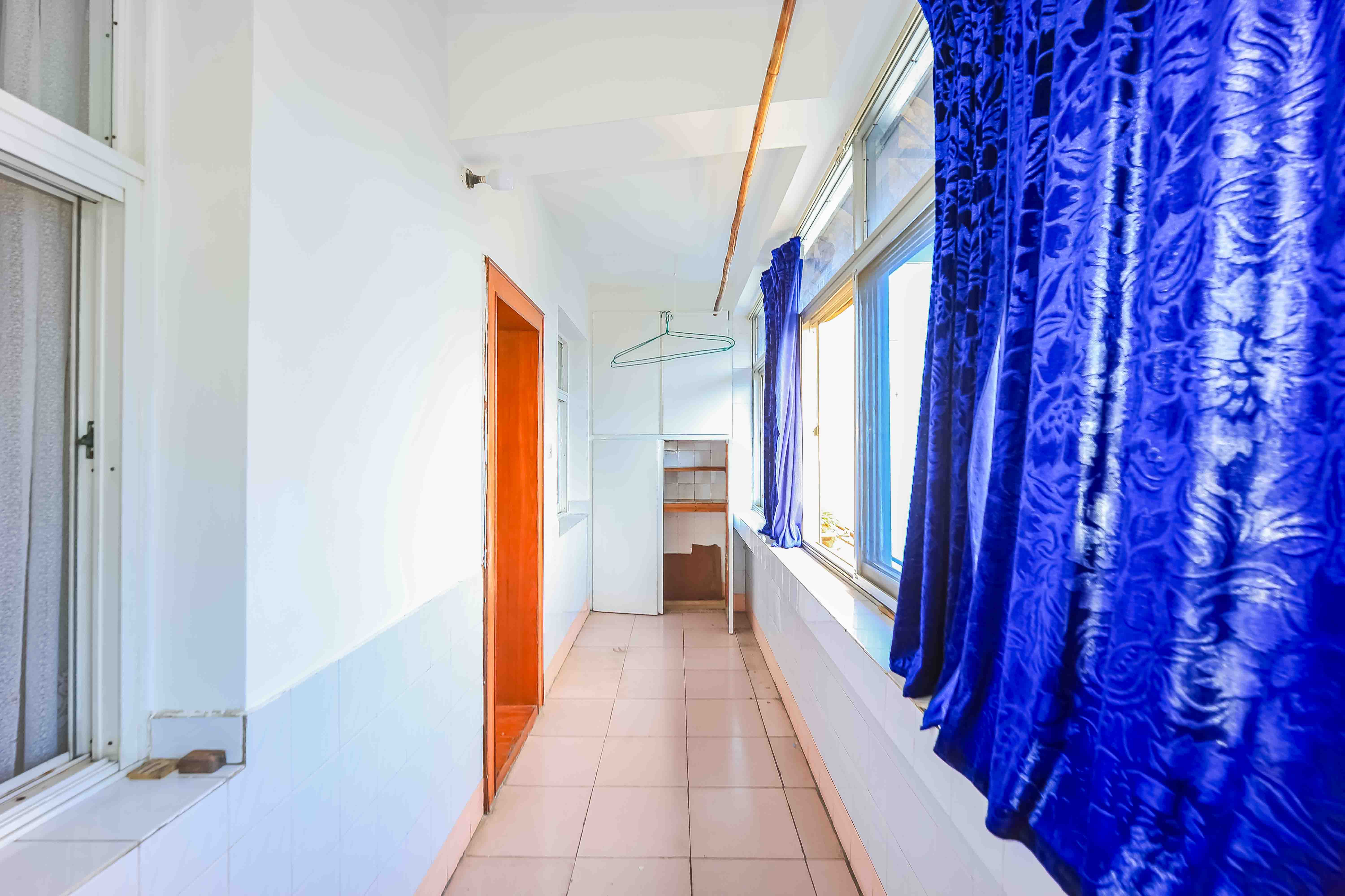 东瓜山二村  2室2厅1卫    45.0万阳台