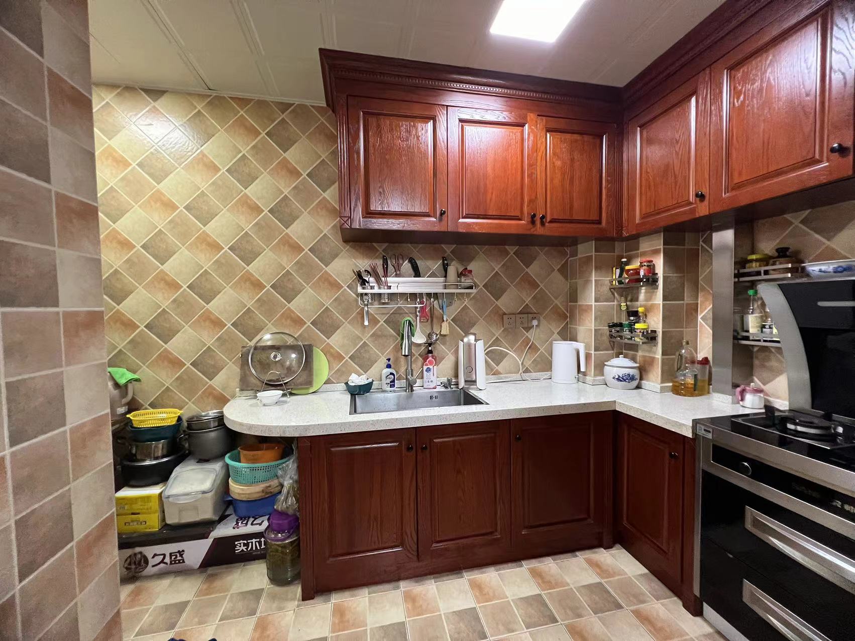 中泰财富湘江  2室2厅1卫    63.8万 中泰财富湘江  2室2厅1卫    63.8万室内图