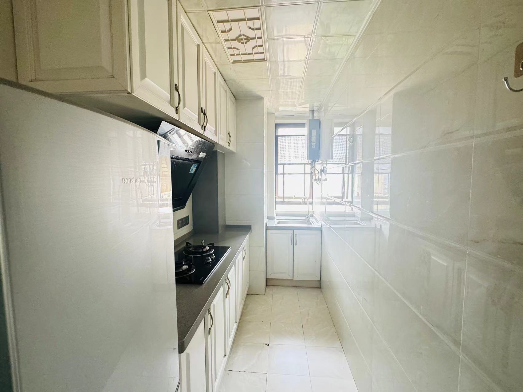 中泰财富湘江 1室1厅1卫 31.00万 中泰财富湘江 1室1厅1卫 31.00万室内图