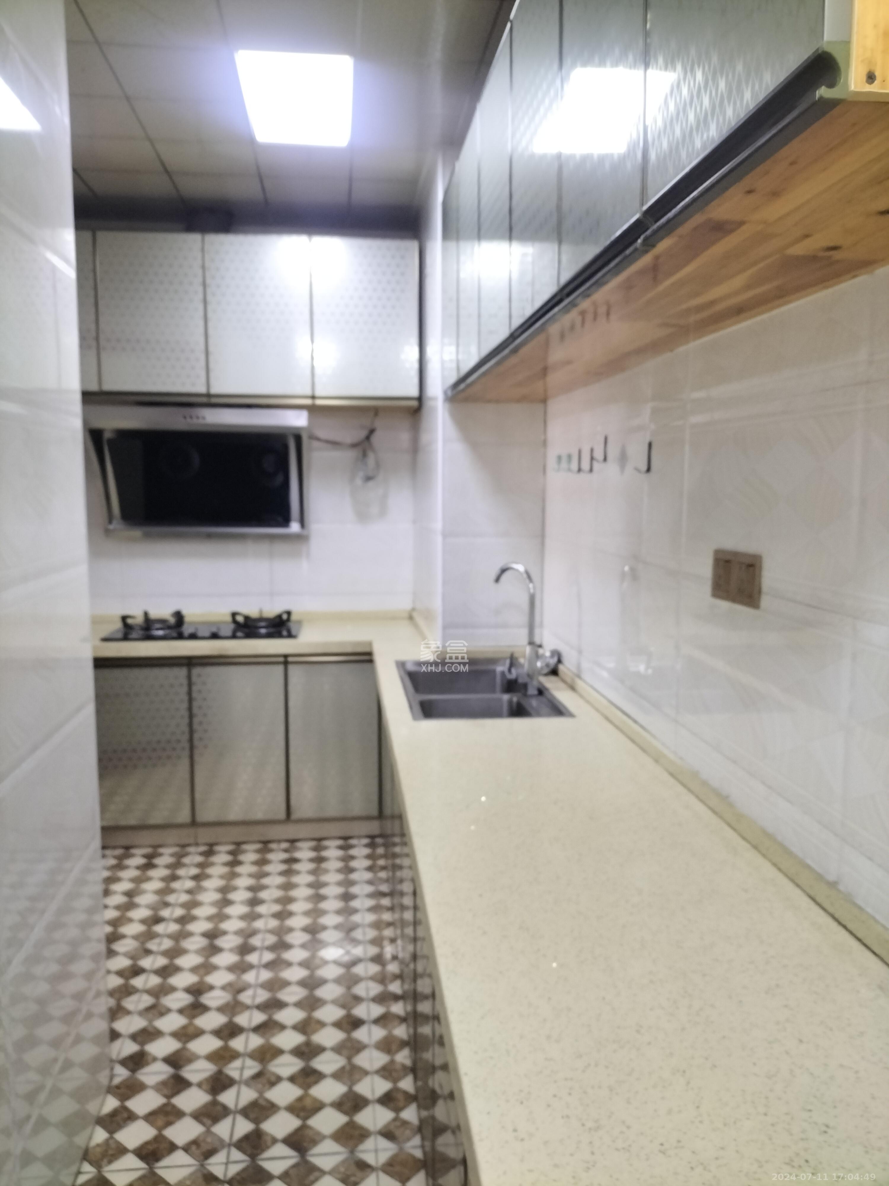家兴苑  2室2厅1卫   2200.00元/月室内图
