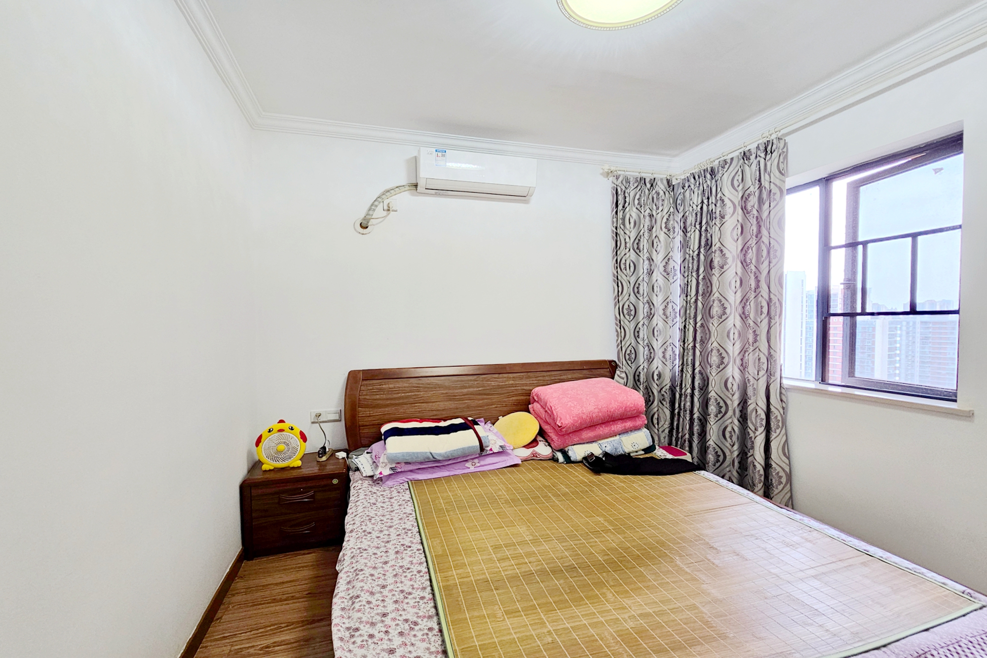 武广美誉 2室2厅1卫 82.0万 武广美誉 2室2厅1卫 82.0万卧室