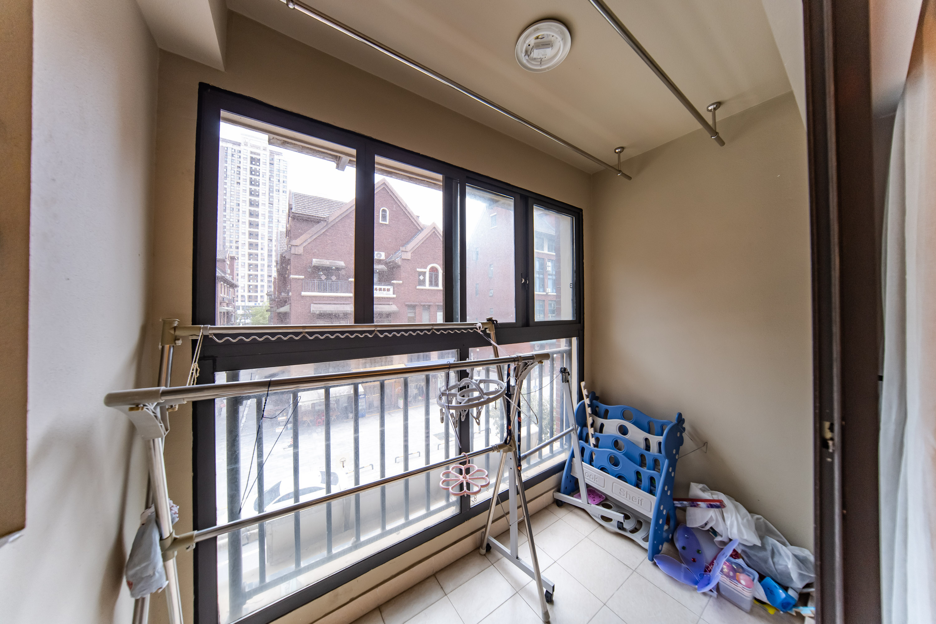 万科白鹭郡  3室2厅2卫    135.0万 万科白鹭郡  3室2厅2卫    135.0万阳台