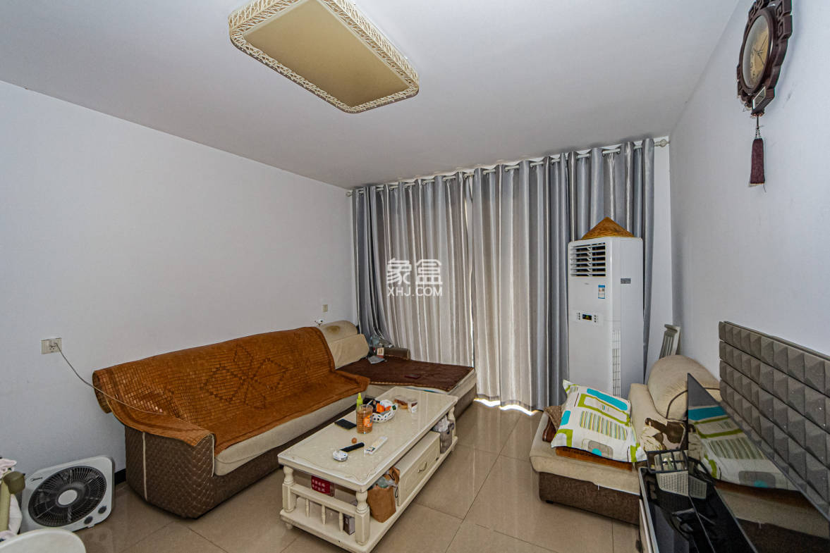 北辰三角洲B2E2区  3室2厅2卫    139.8万 北辰三角洲B2E2区  3室2厅2卫    139.8万客厅