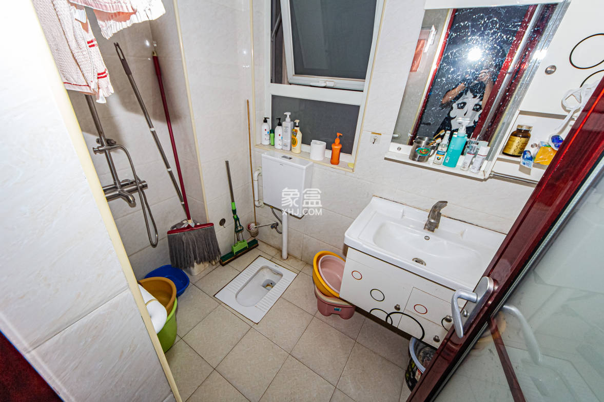 北辰三角洲B2E2区  3室2厅2卫    139.8万 北辰三角洲B2E2区  3室2厅2卫    139.8万卫生间