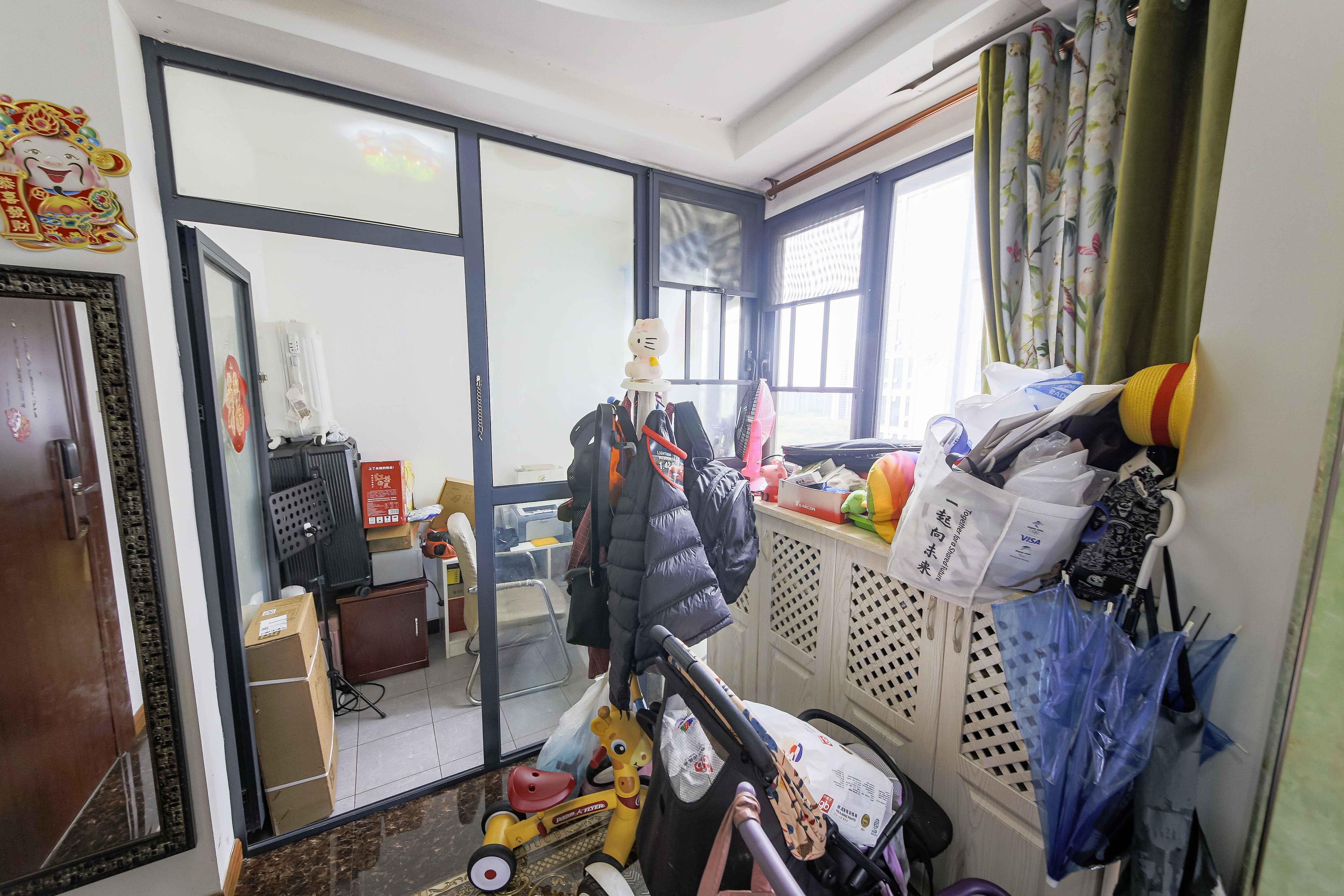 长城雅苑  2室2厅1卫   90.00万阳台