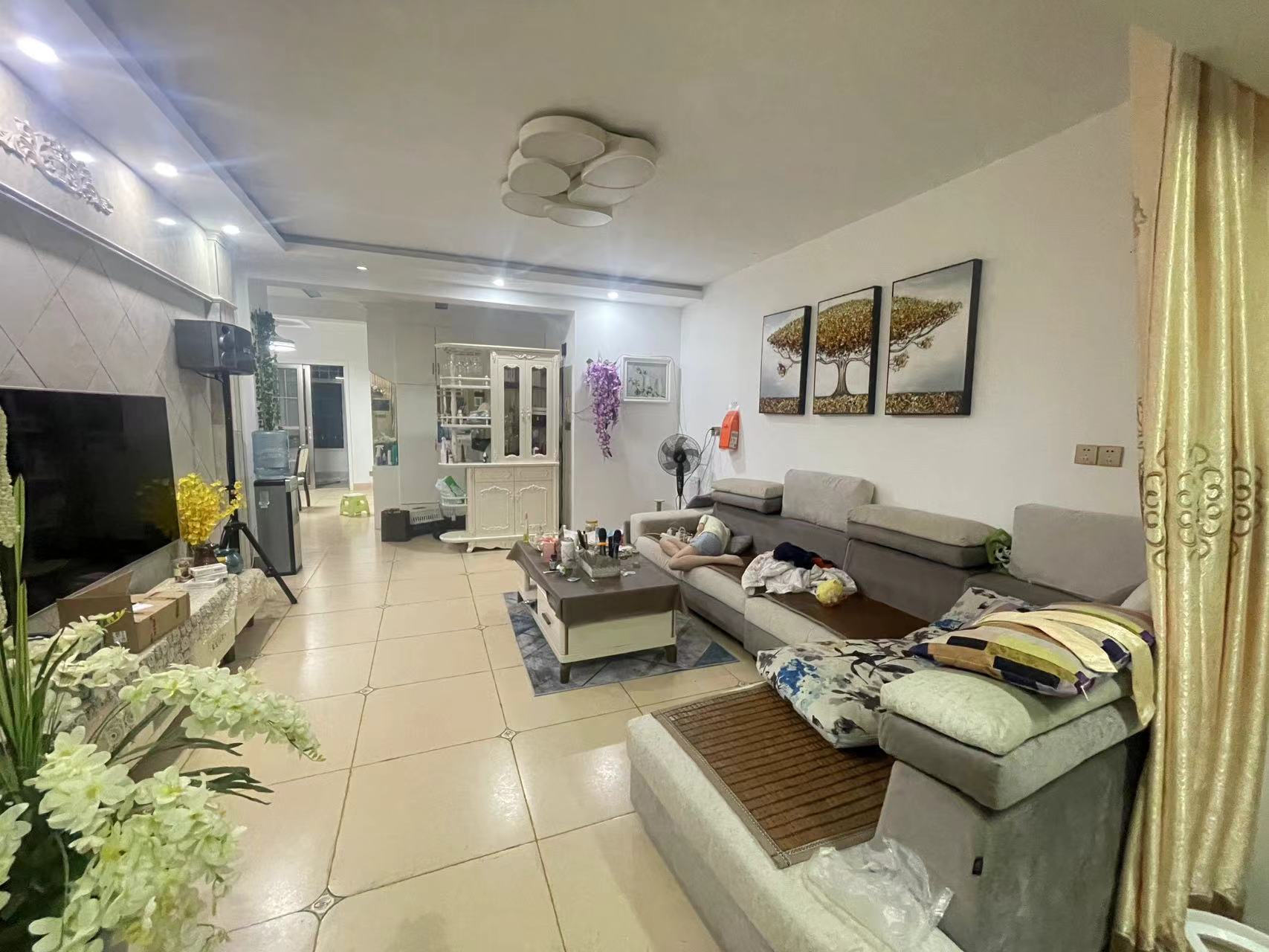 江岸人家 3室2厅1卫 56.8万 江岸人家 3室2厅1卫 56.8万室内图