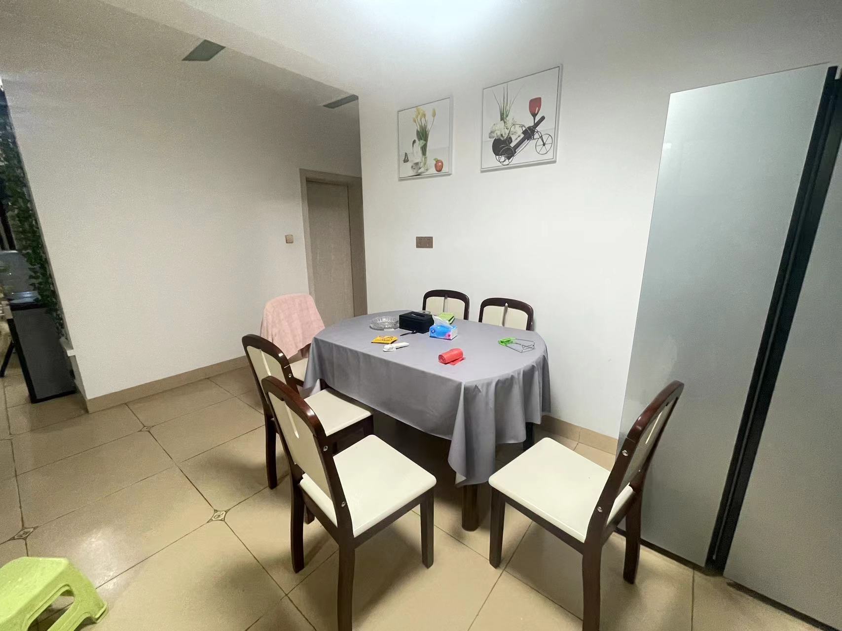 江岸人家 3室2厅1卫 56.8万 江岸人家 3室2厅1卫 56.8万室内图