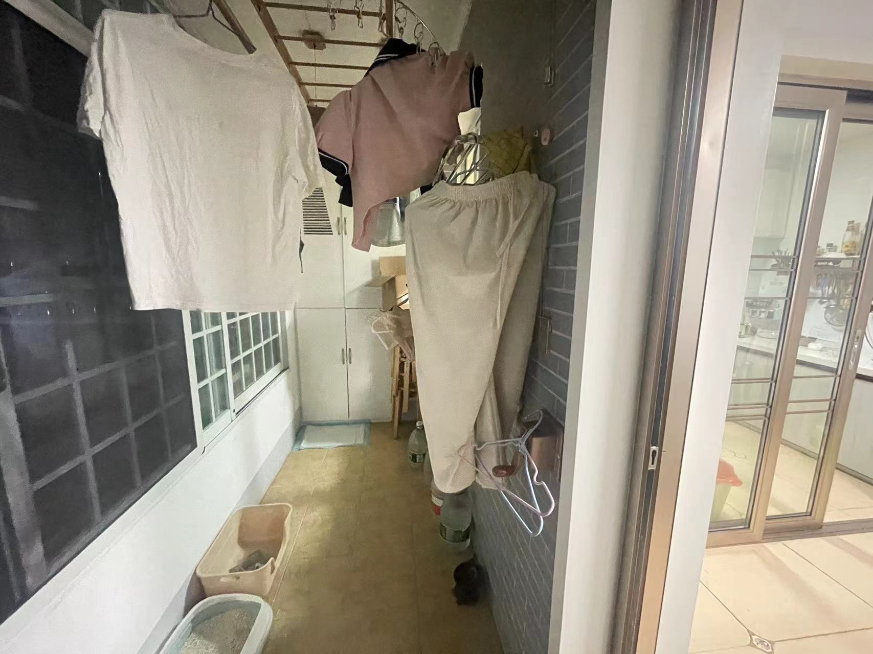 江岸人家 3室2厅1卫 56.8万 江岸人家 3室2厅1卫 56.8万室内图