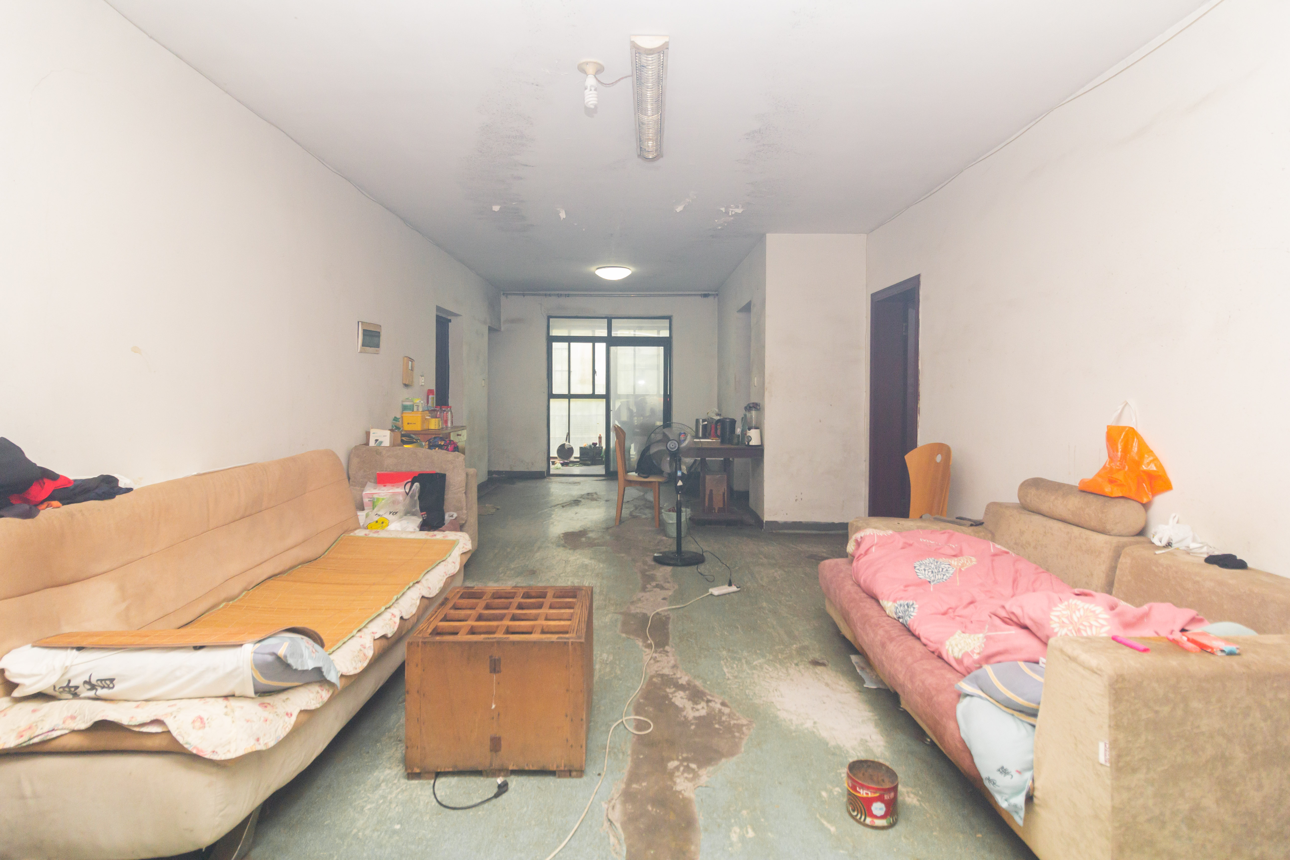东岸锦城(东方人家)  2室2厅2卫   69.00万