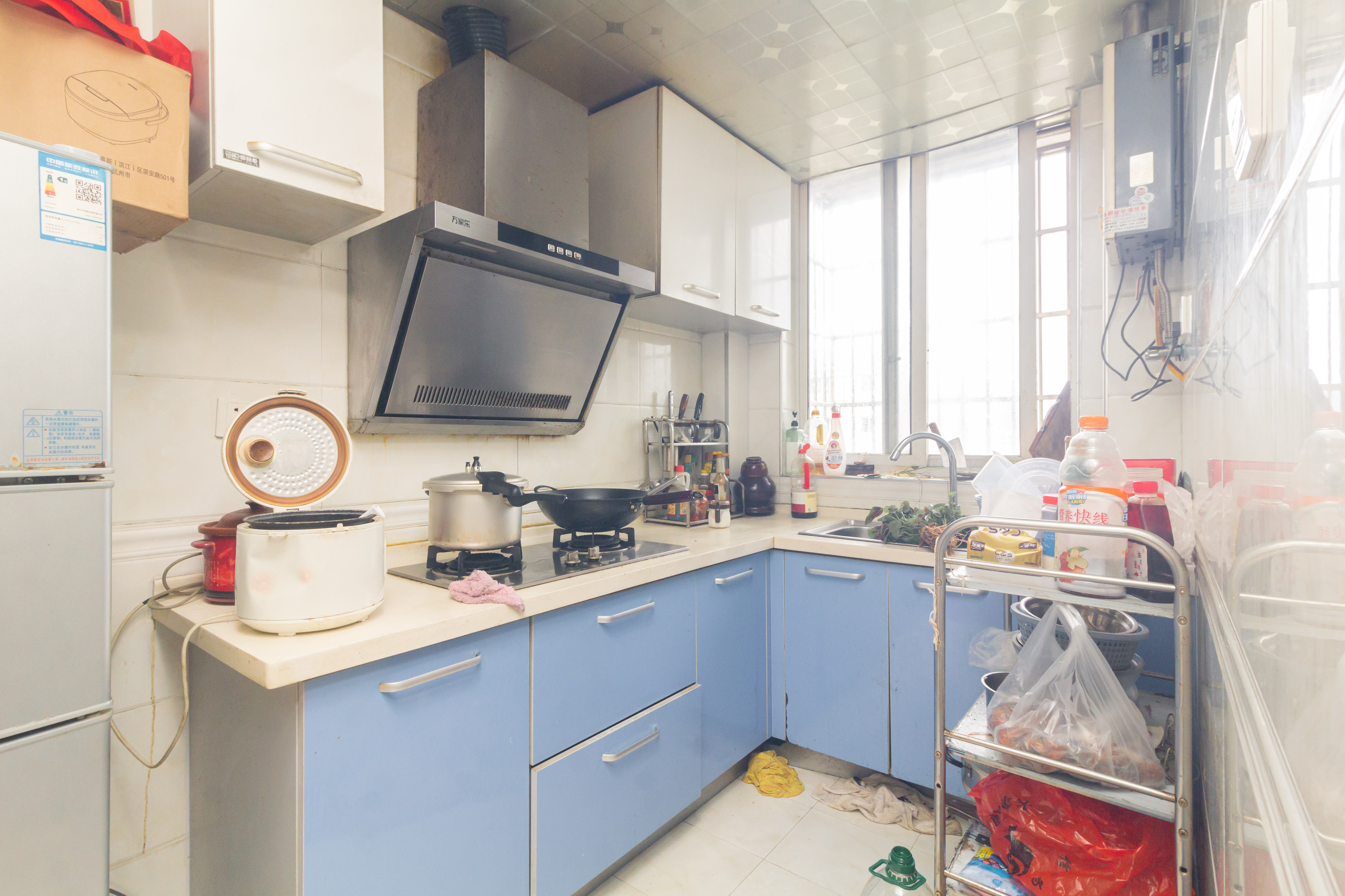 东岸锦城(东方人家) 3室2厅2卫 55.00万 东岸锦城(东方人家) 3室2厅2卫 55.00万厨房