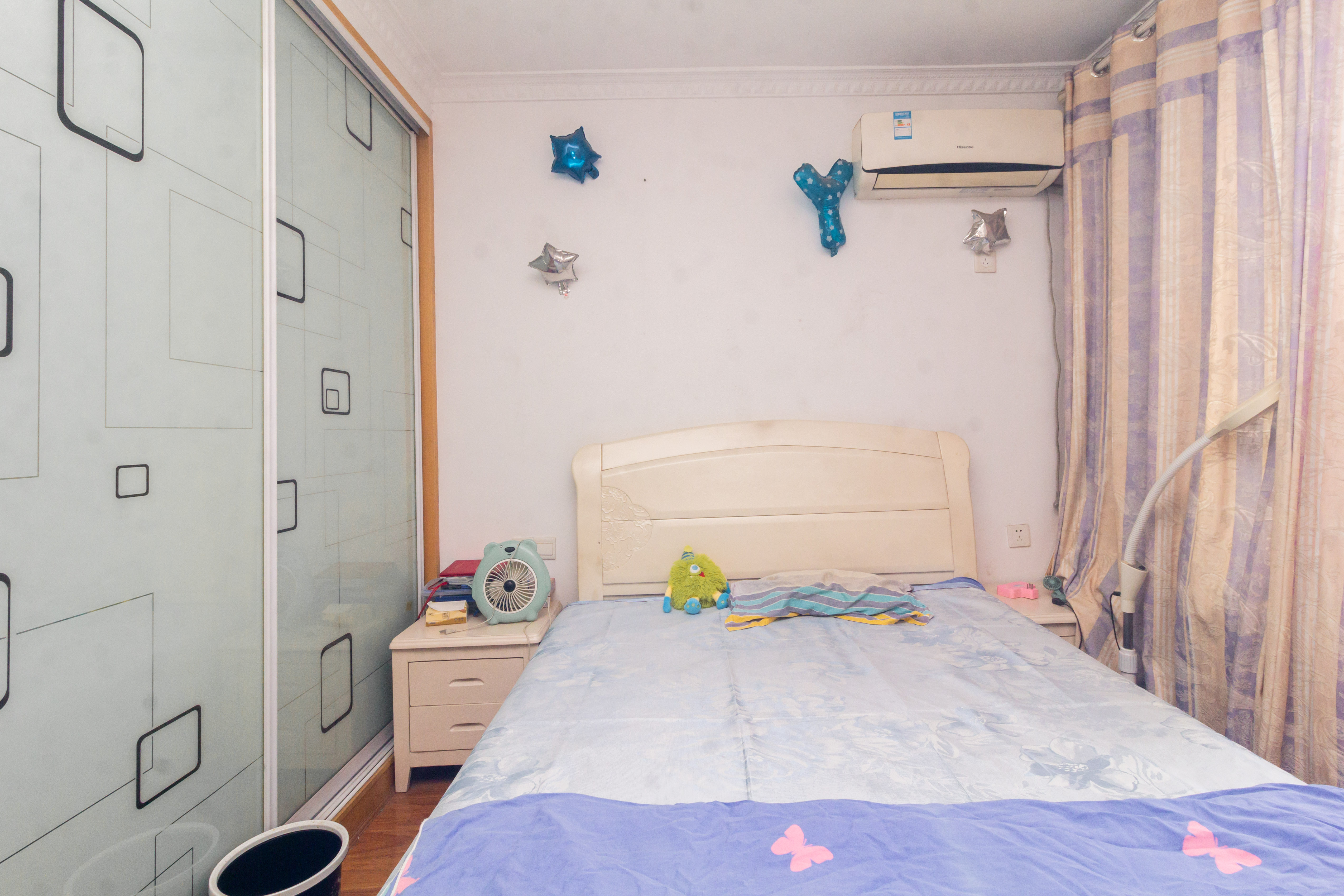 东岸锦城(东方人家) 3室2厅2卫 55.00万 东岸锦城(东方人家) 3室2厅2卫 55.00万卧室