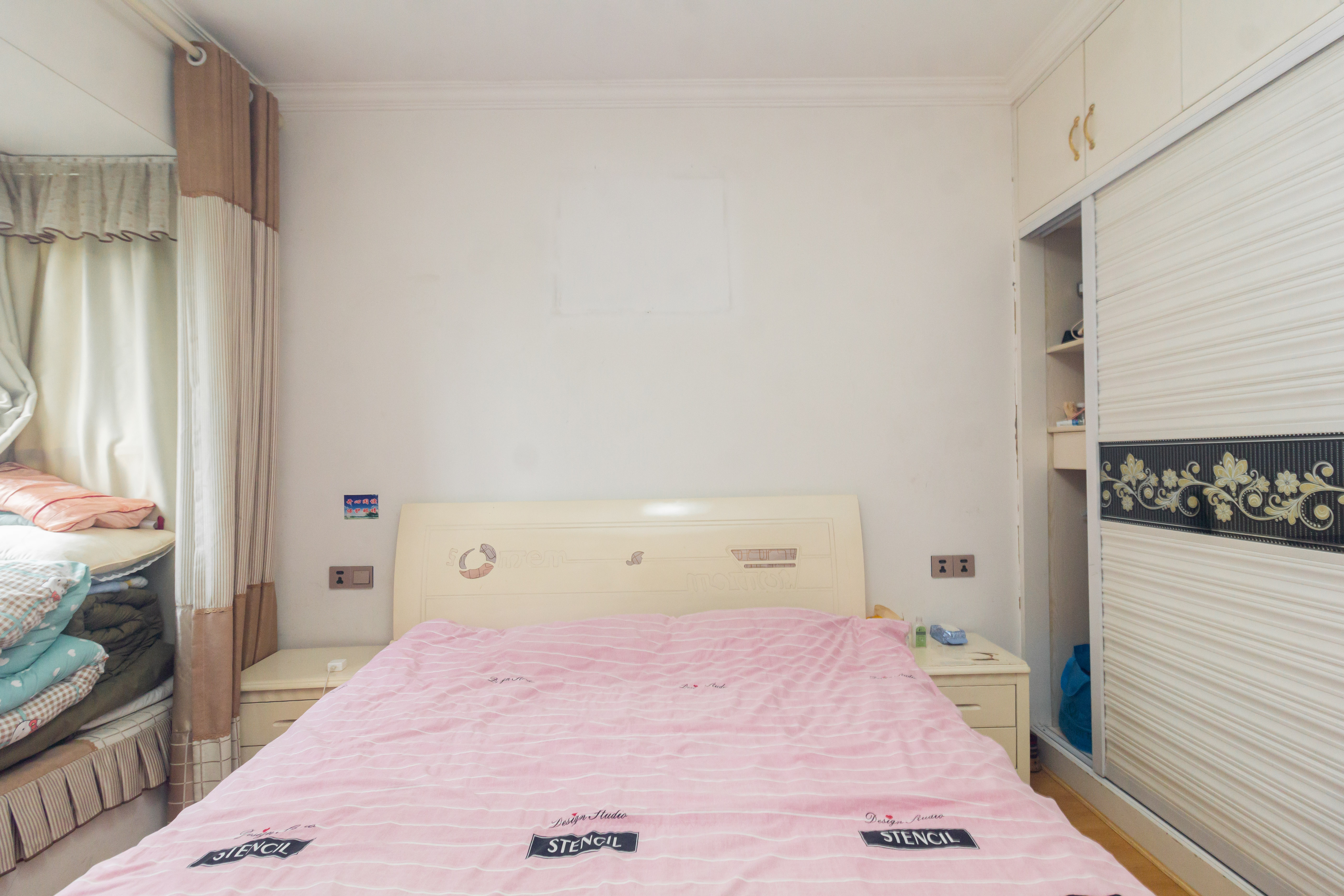 中欣楚天雅郡 2室2厅1卫 49.8万 中欣楚天雅郡 2室2厅1卫 49.8万卧室