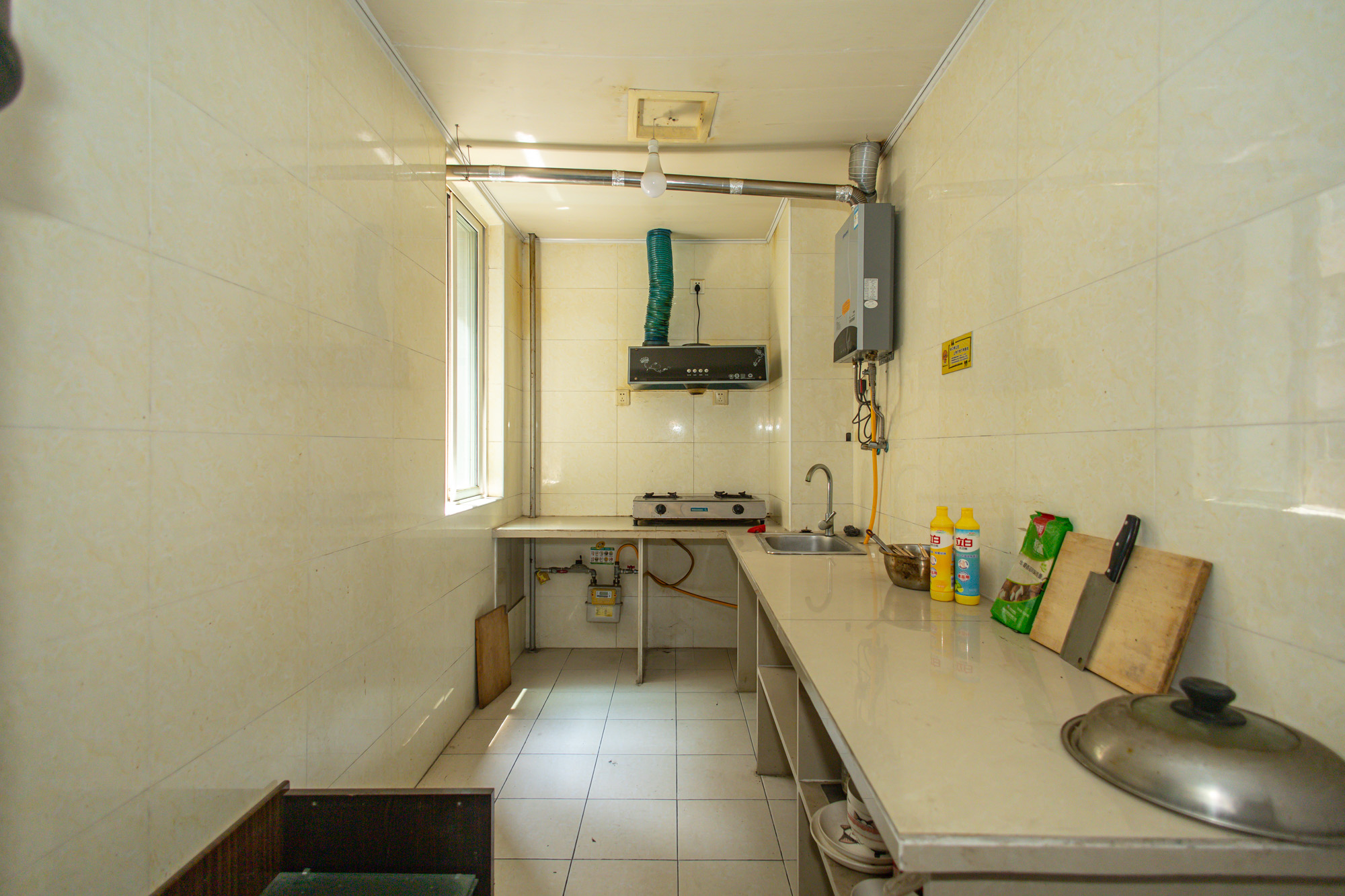 紫晶城 4室2厅2卫 68.80万 紫晶城 4室2厅2卫 68.80万厨房