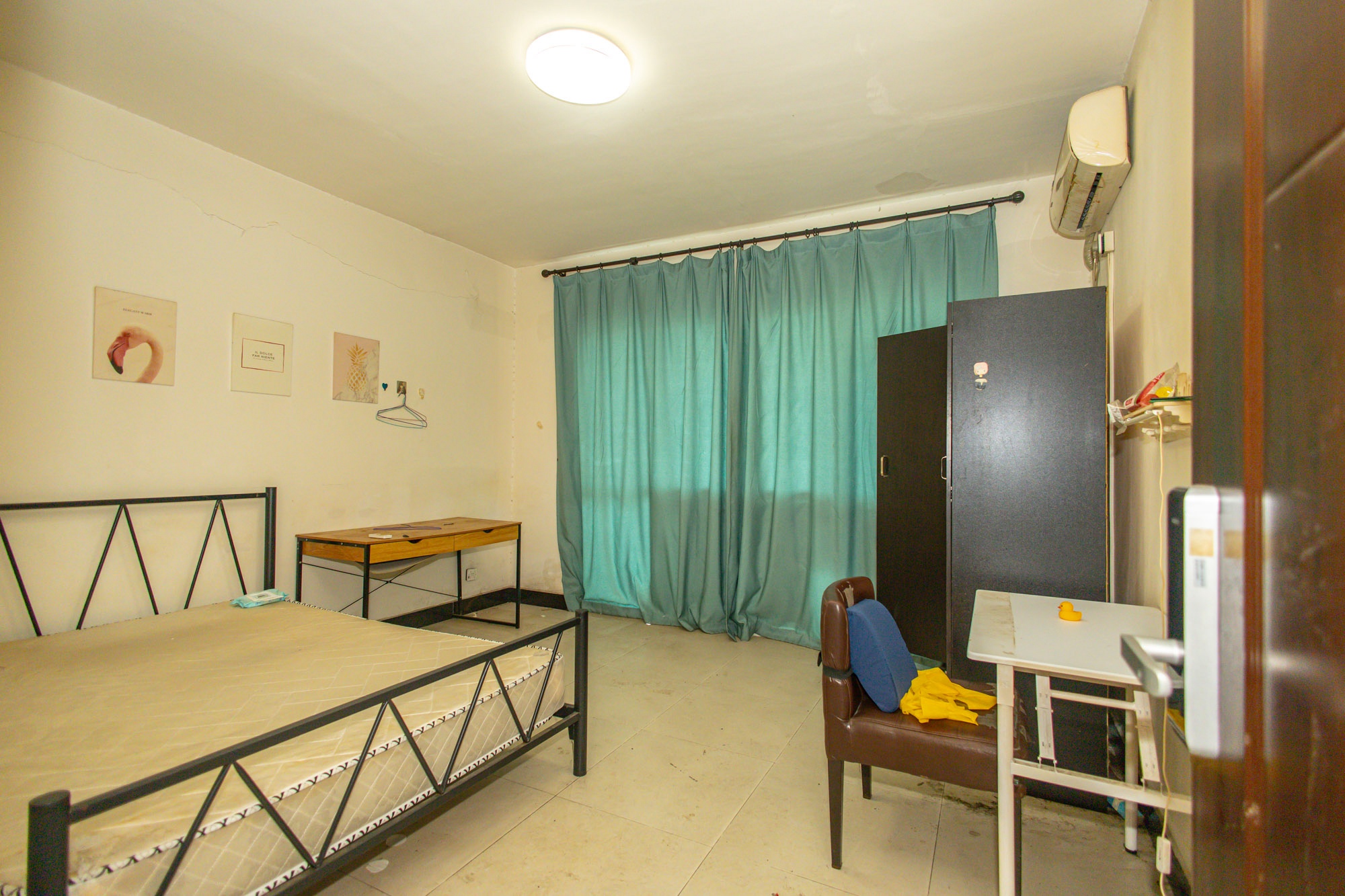 紫晶城 4室2厅2卫 68.80万 紫晶城 4室2厅2卫 68.80万卧室