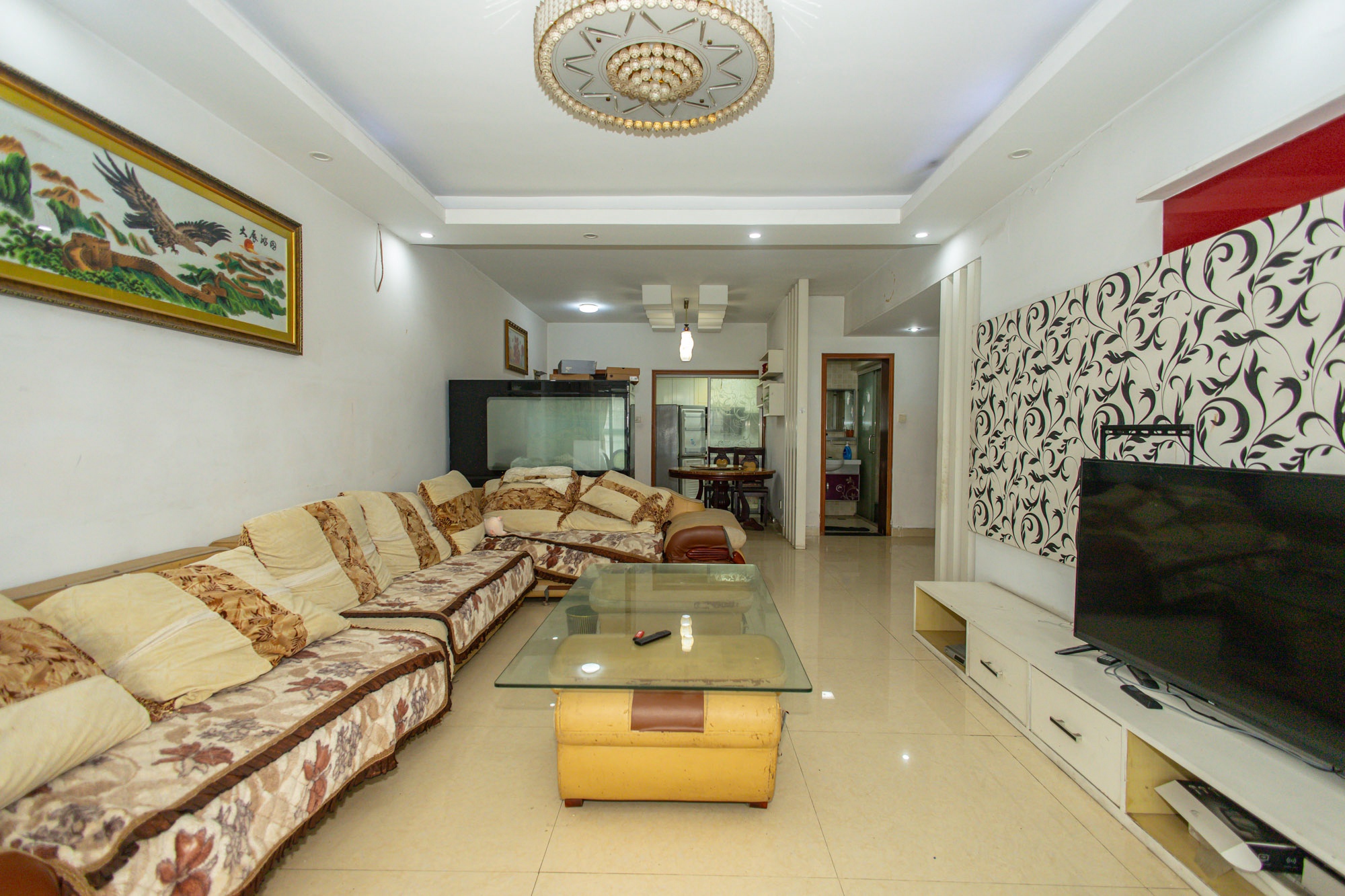 紫晶城 3室2厅1卫 65.8万 紫晶城 3室2厅1卫 65.8万客厅