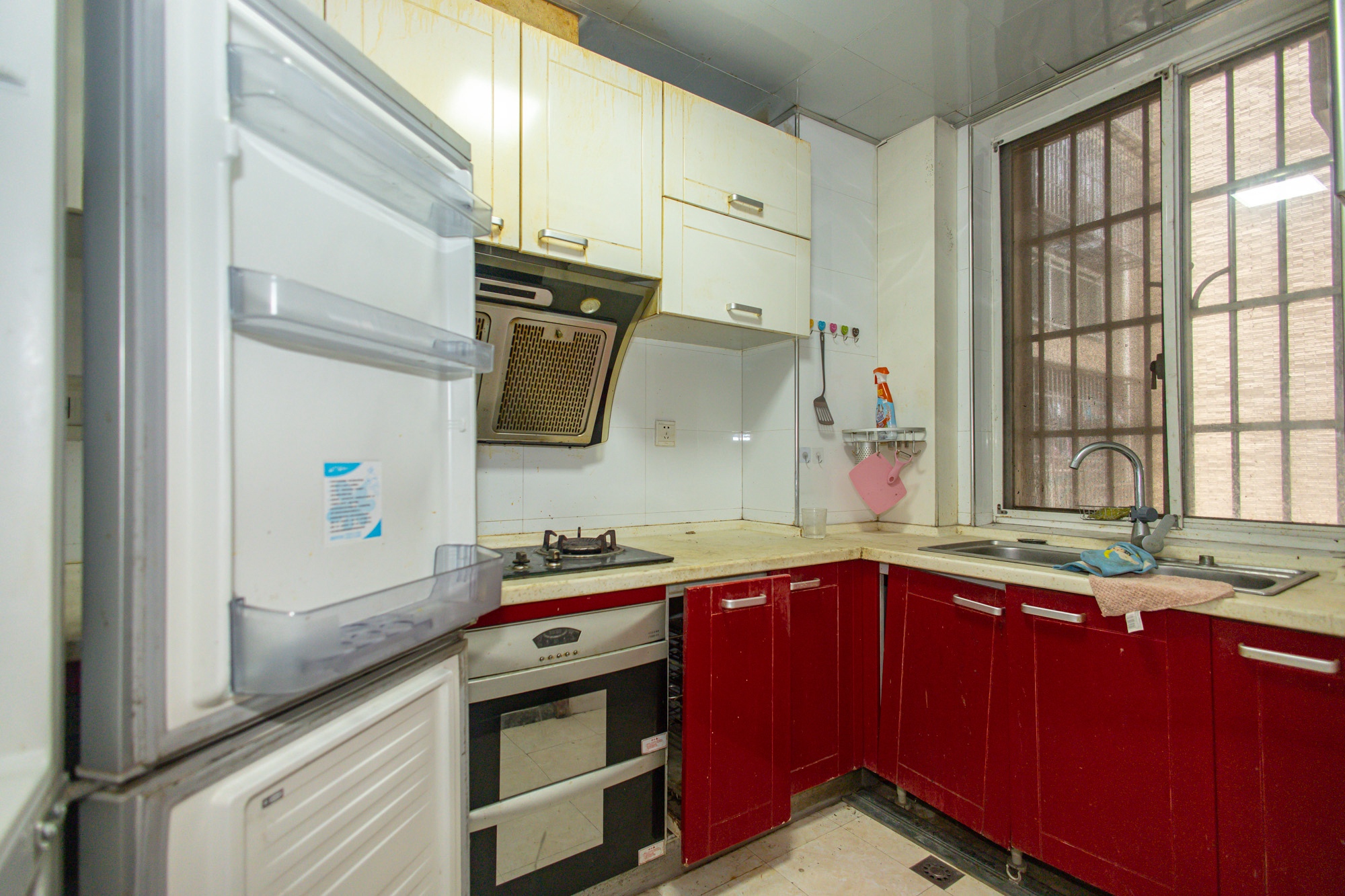 紫晶城 3室2厅1卫 65.8万 紫晶城 3室2厅1卫 65.8万厨房