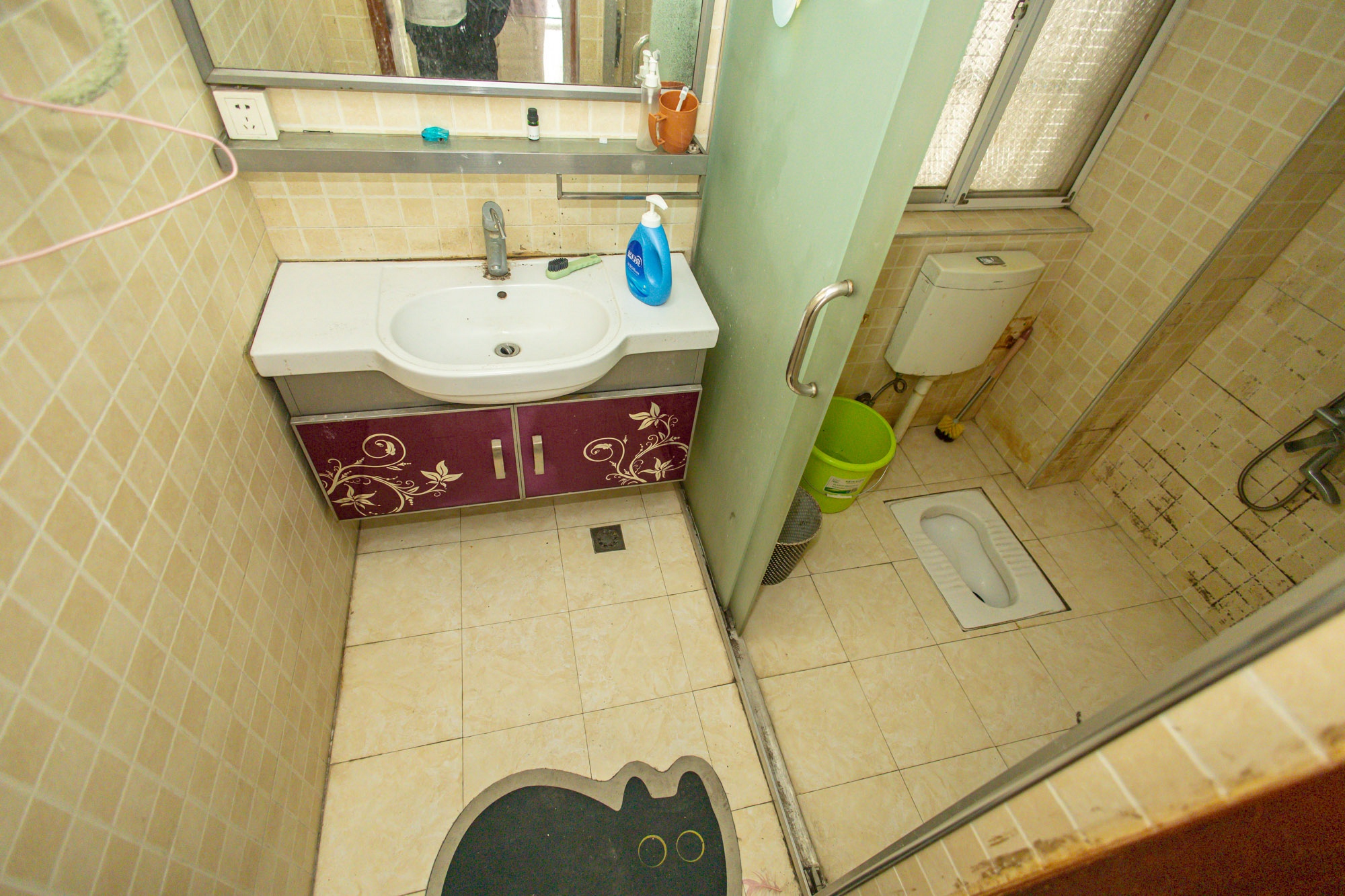 紫晶城 3室2厅1卫 65.8万 紫晶城 3室2厅1卫 65.8万卫生间