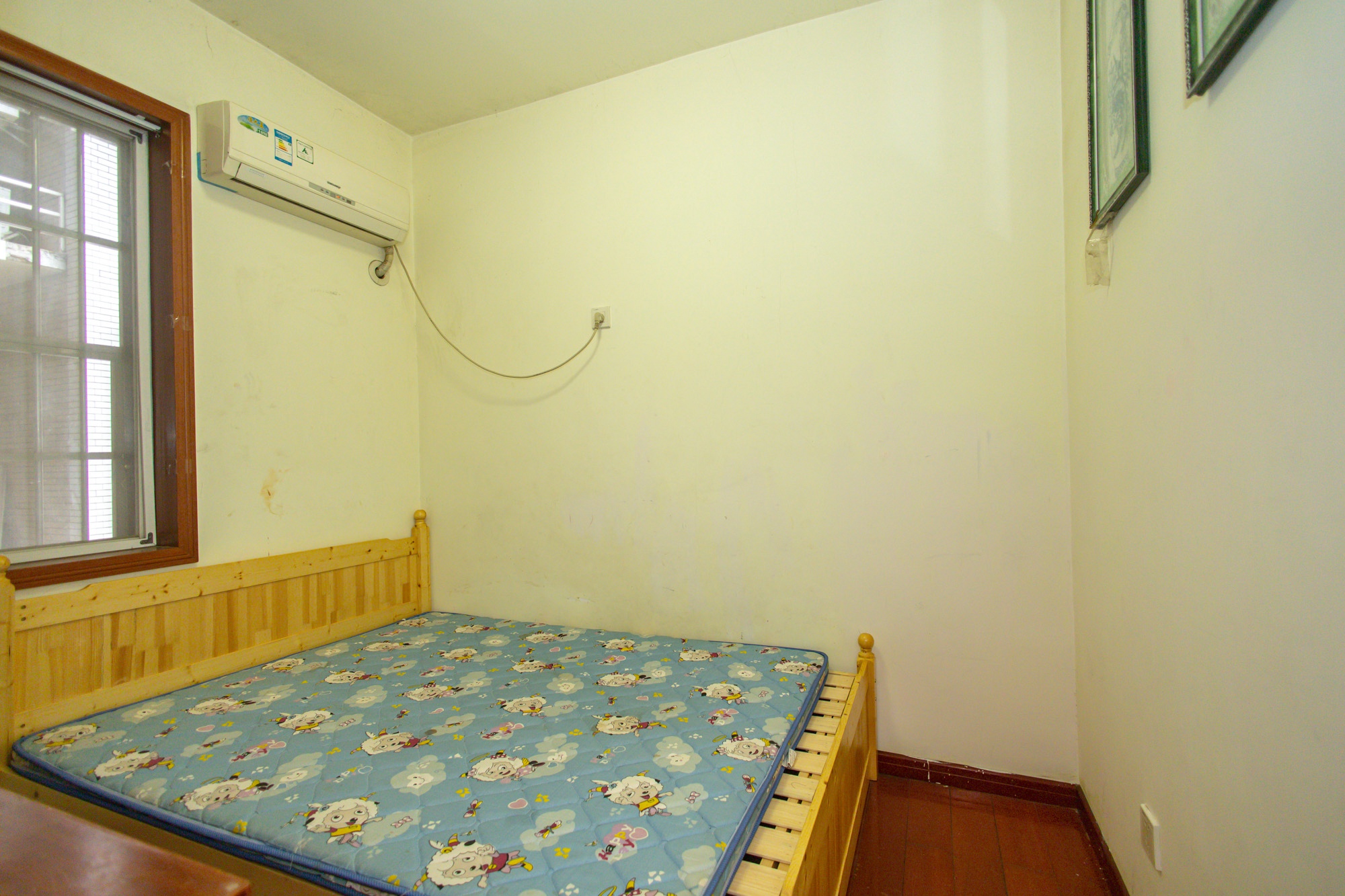 紫晶城 3室2厅1卫 65.8万 紫晶城 3室2厅1卫 65.8万卧室