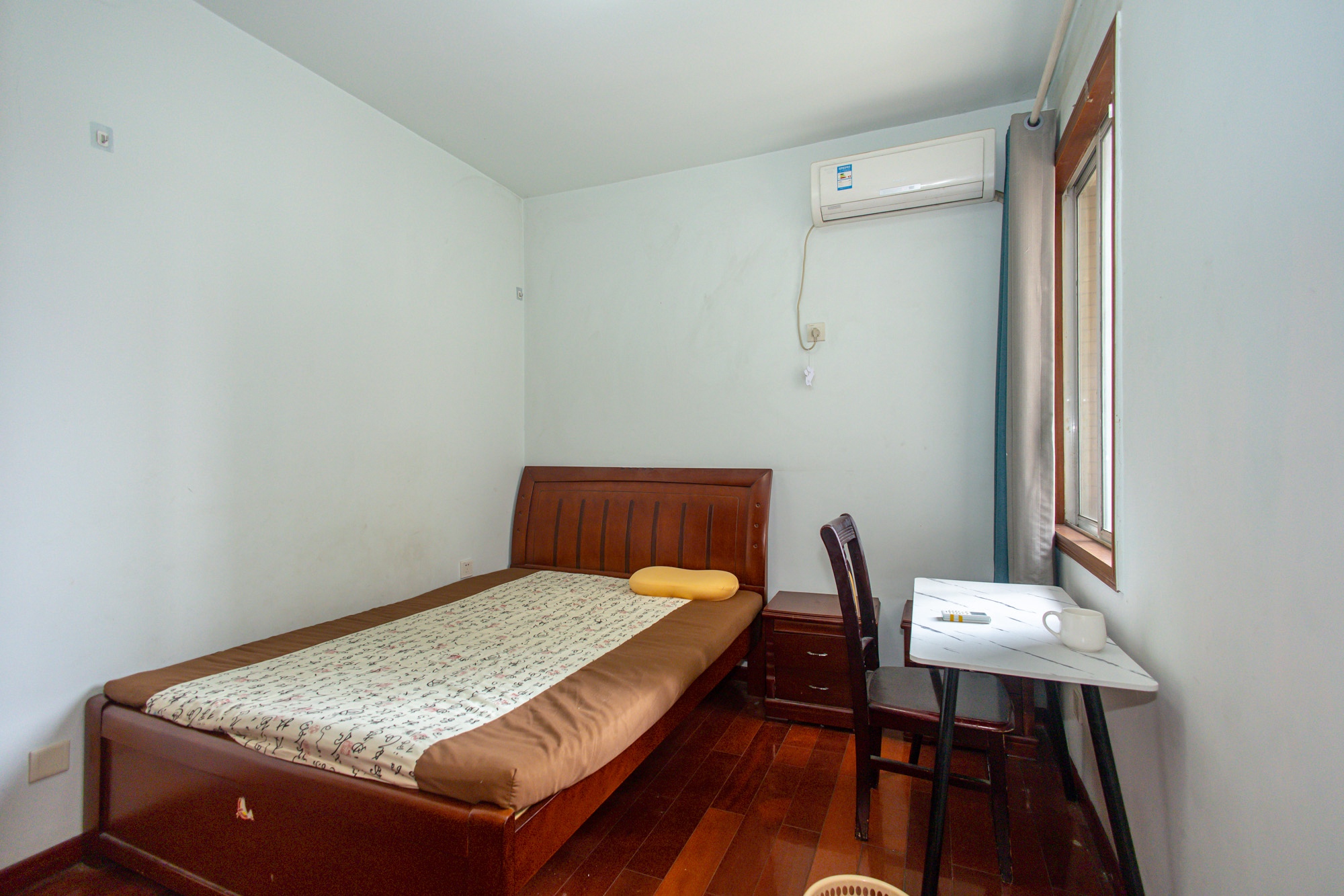 紫晶城 3室2厅1卫 65.8万 紫晶城 3室2厅1卫 65.8万卧室